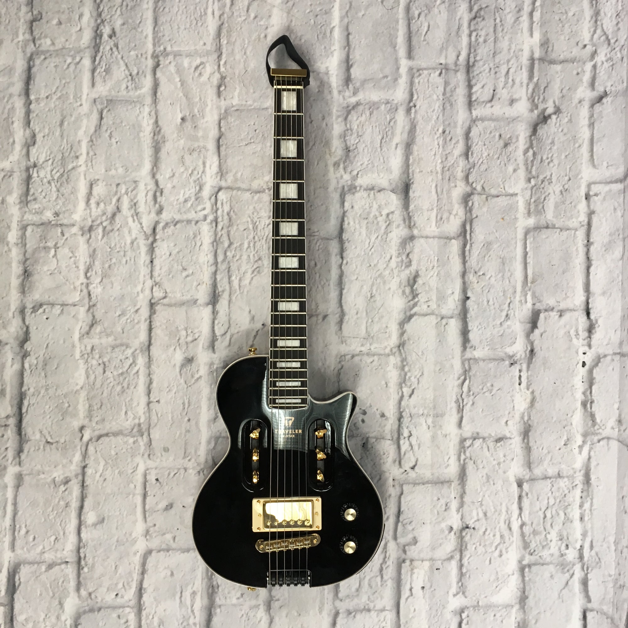Traveler Ultralight Black Electric Guitar