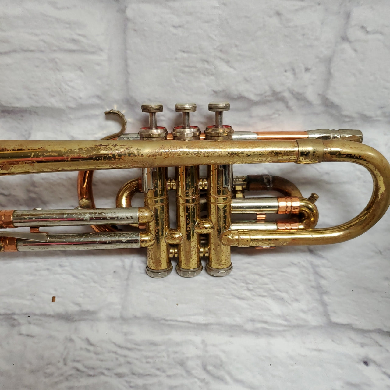 1956 Getzen Super Deluxe Tone Balanced Cornet with case and mouthpiece