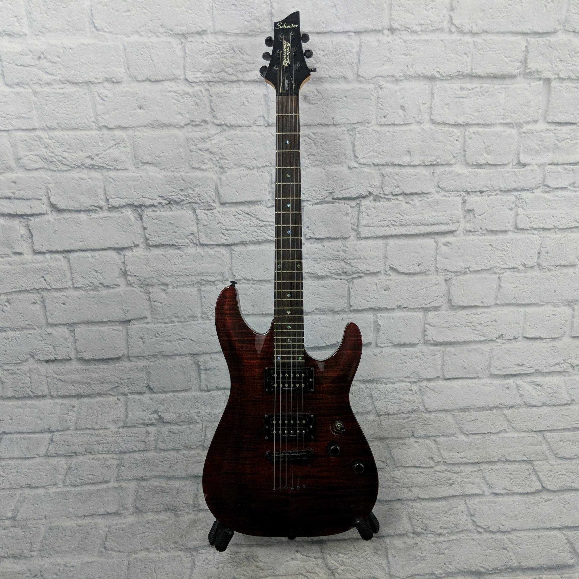 Schecter Gryphon Diamond Series Guitar