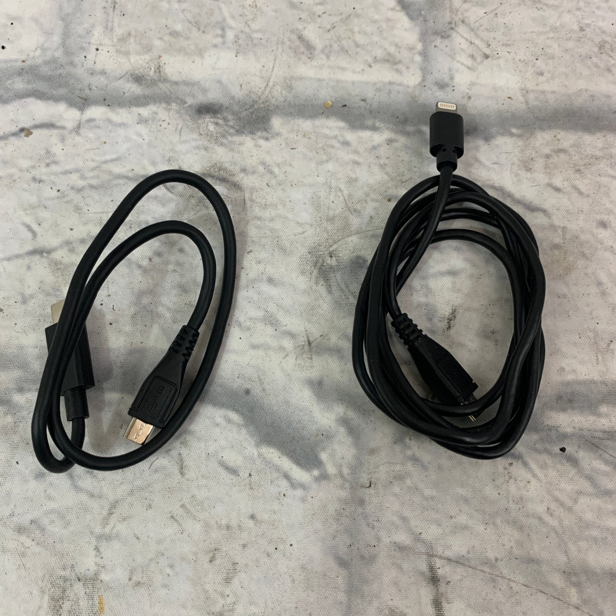 Shure MOTIV MV88+ Video Kit with iOS / USB Condenser Microphone