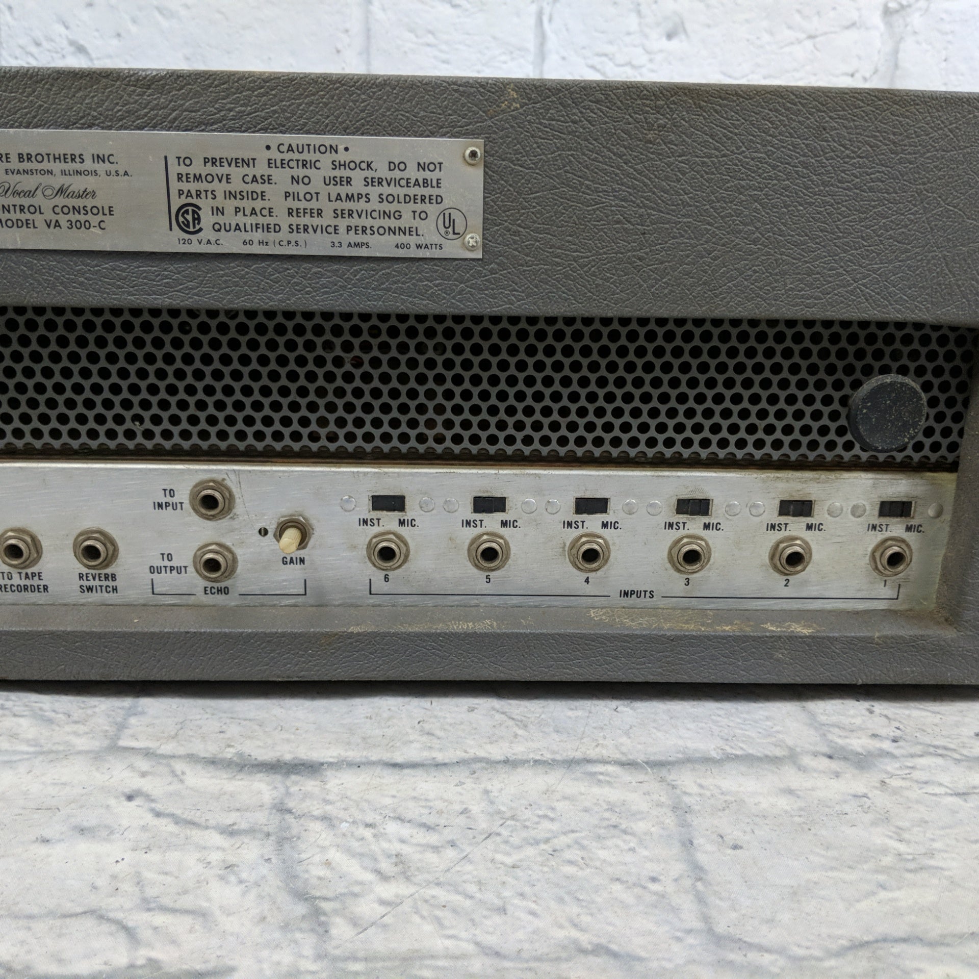 Shure Vocal Master Control Console VA 300-C 400 Watts