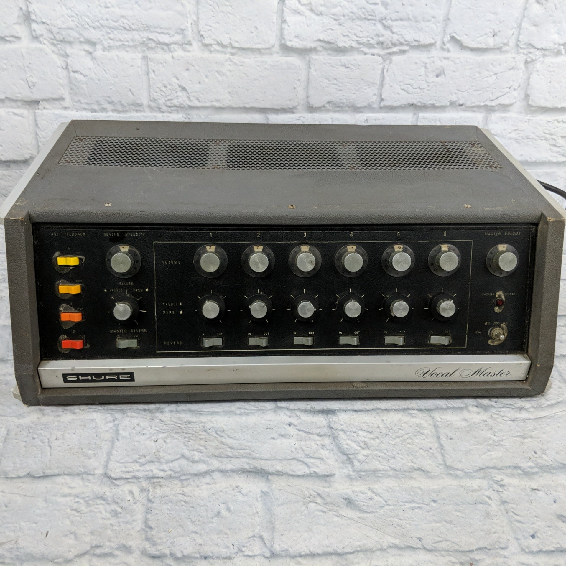 Shure Vocal Master Control Console VA 300-C 400 Watts