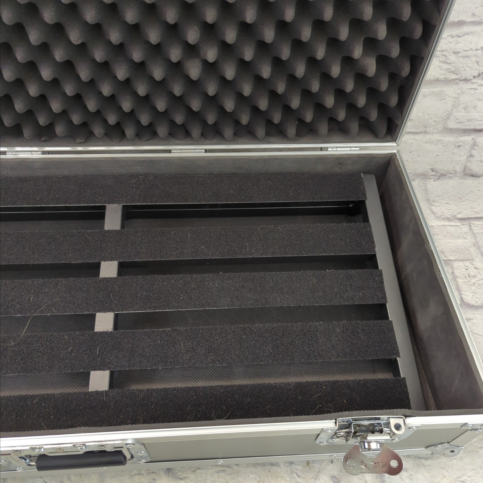 Pedaltrain Novo 32 w/ Flight Case