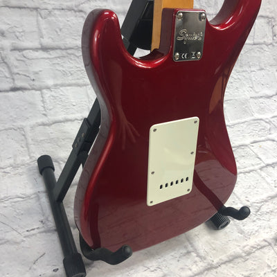 Squier Classic Vibe 60's Strat Candy Apple Red