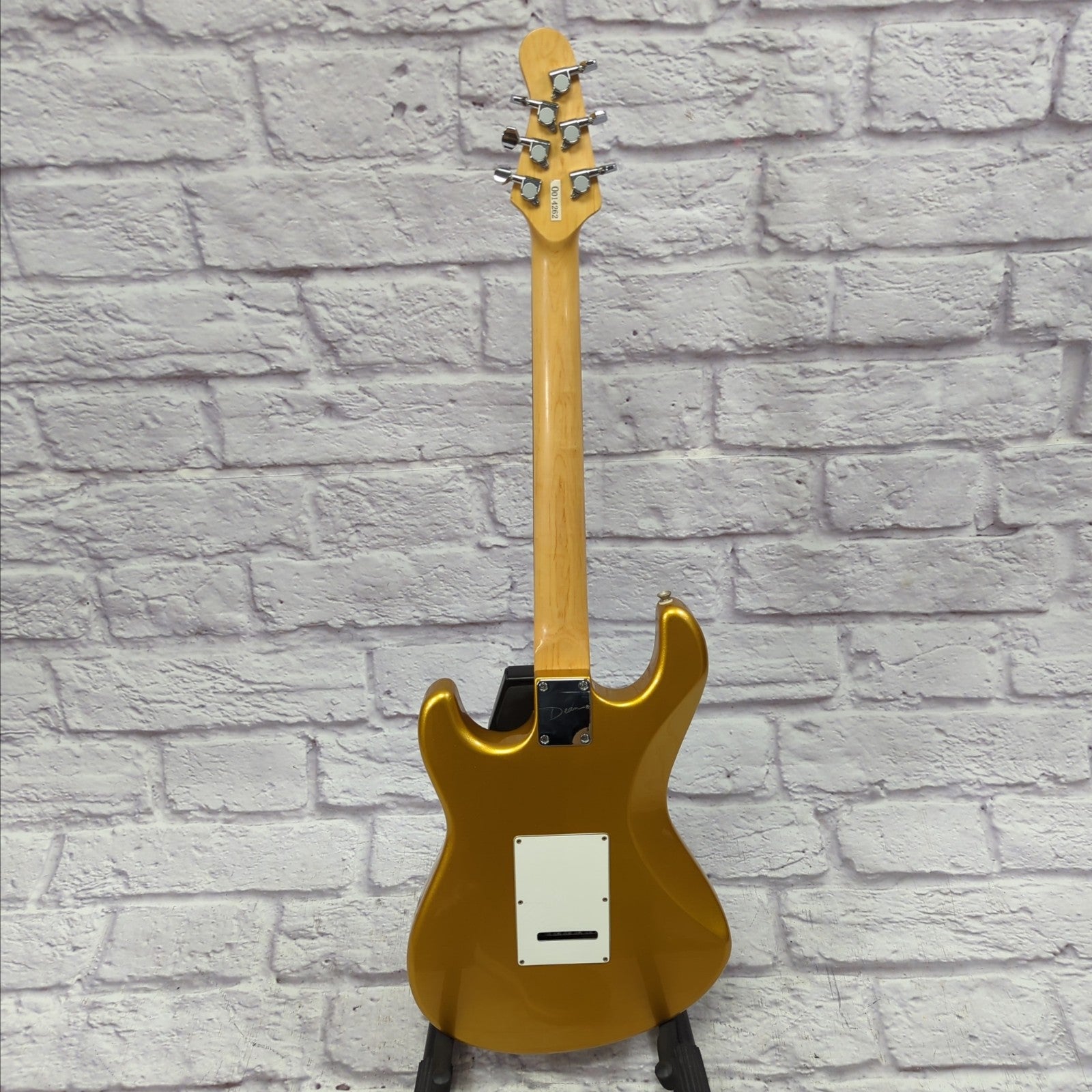 Dean Playmate Avalanche Electric Guitar