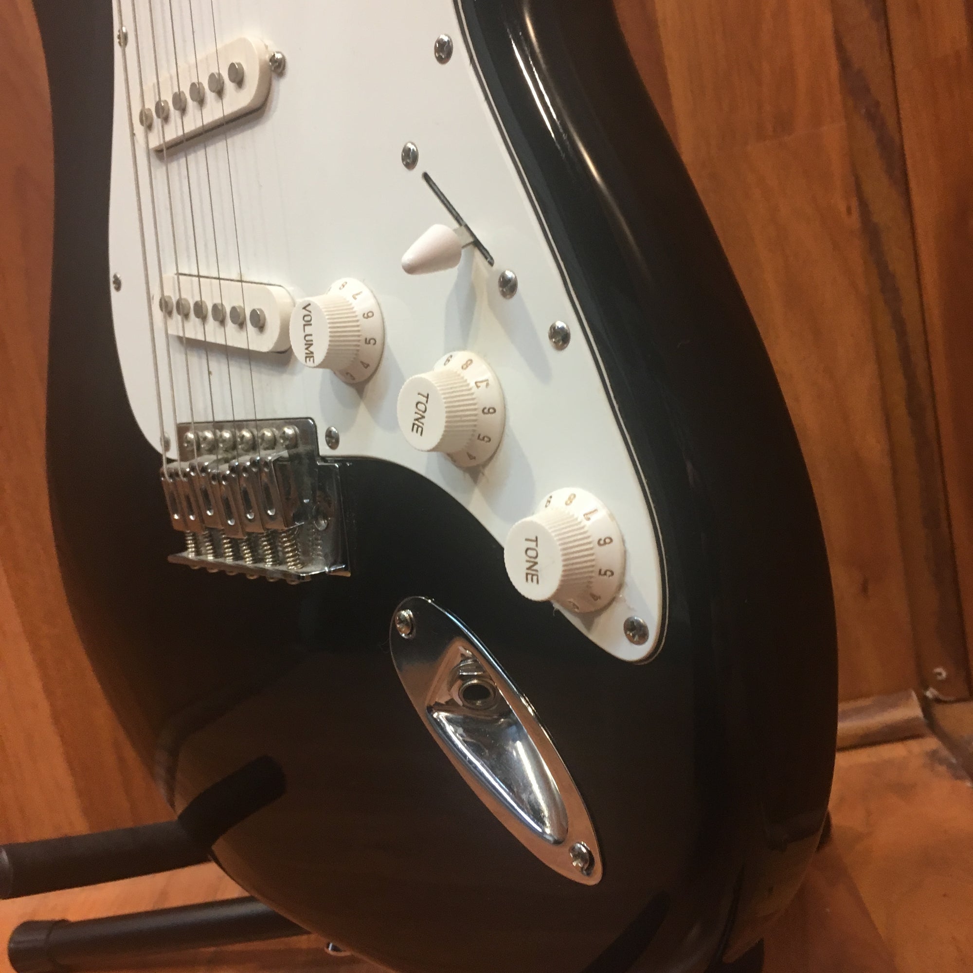 New York Pro Strat Style Electric Guitar