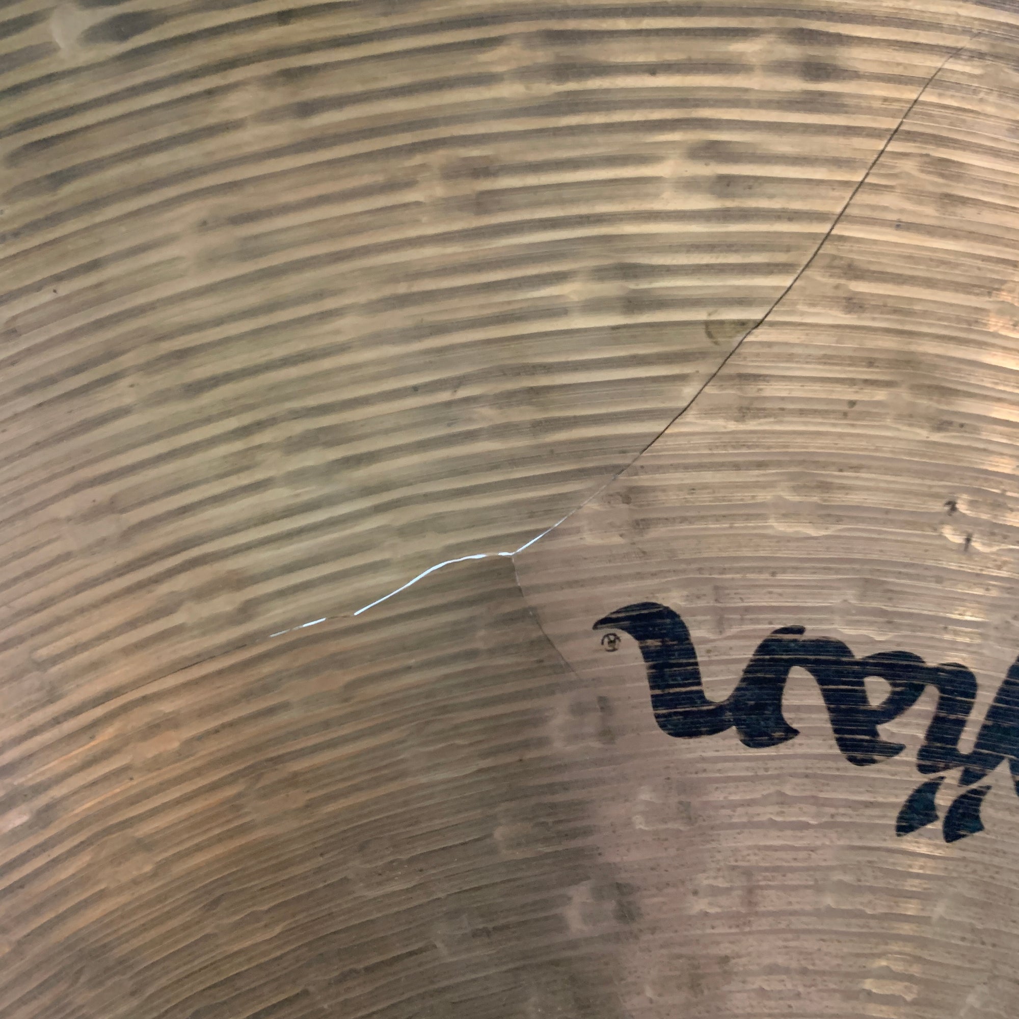 Zildjian ZHT 22" Ride Cymbal CRACKED