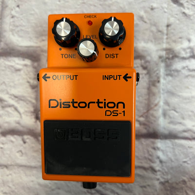 Boss DS-1 Distortion Pedal