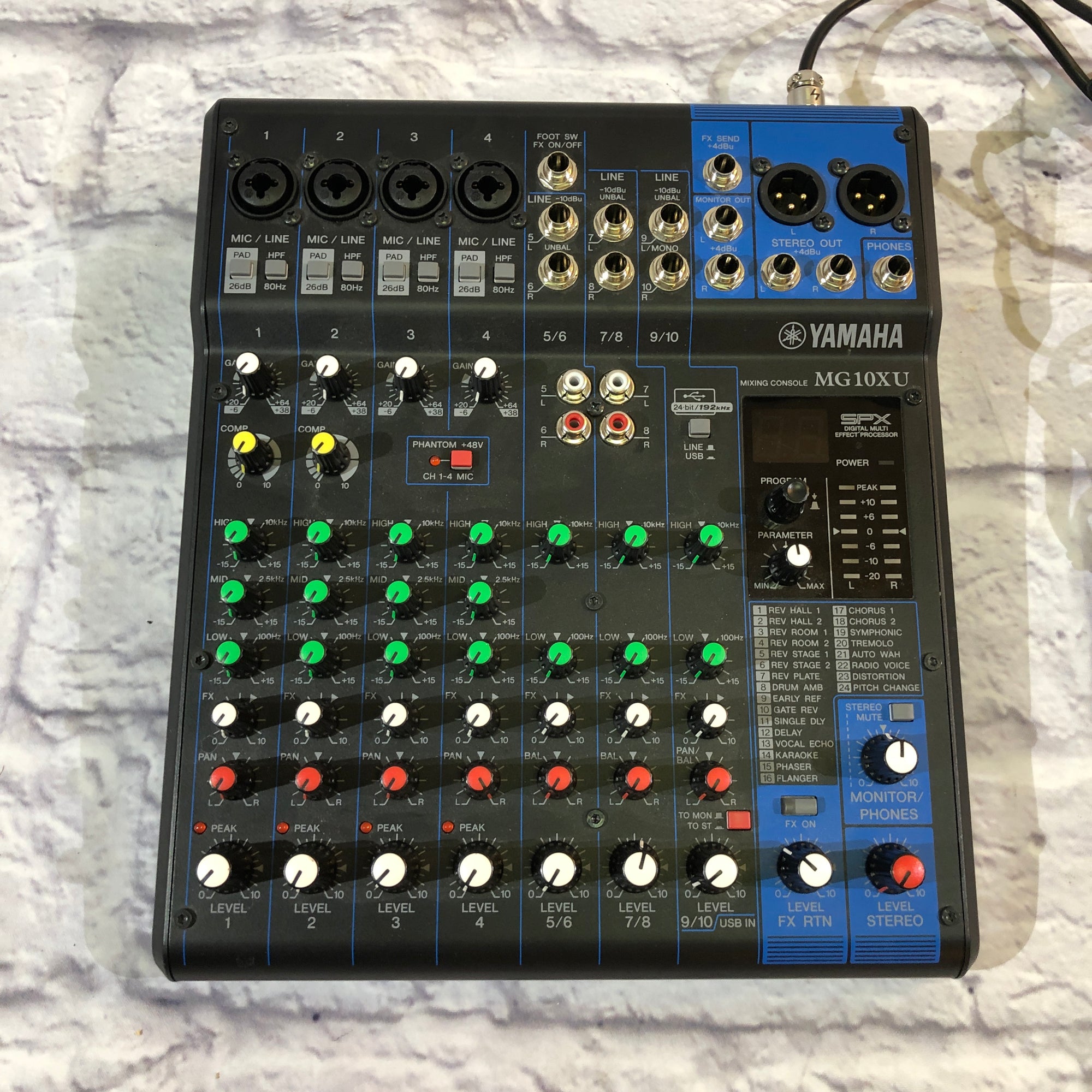 Yamaha MG10XU Passive Mixer
