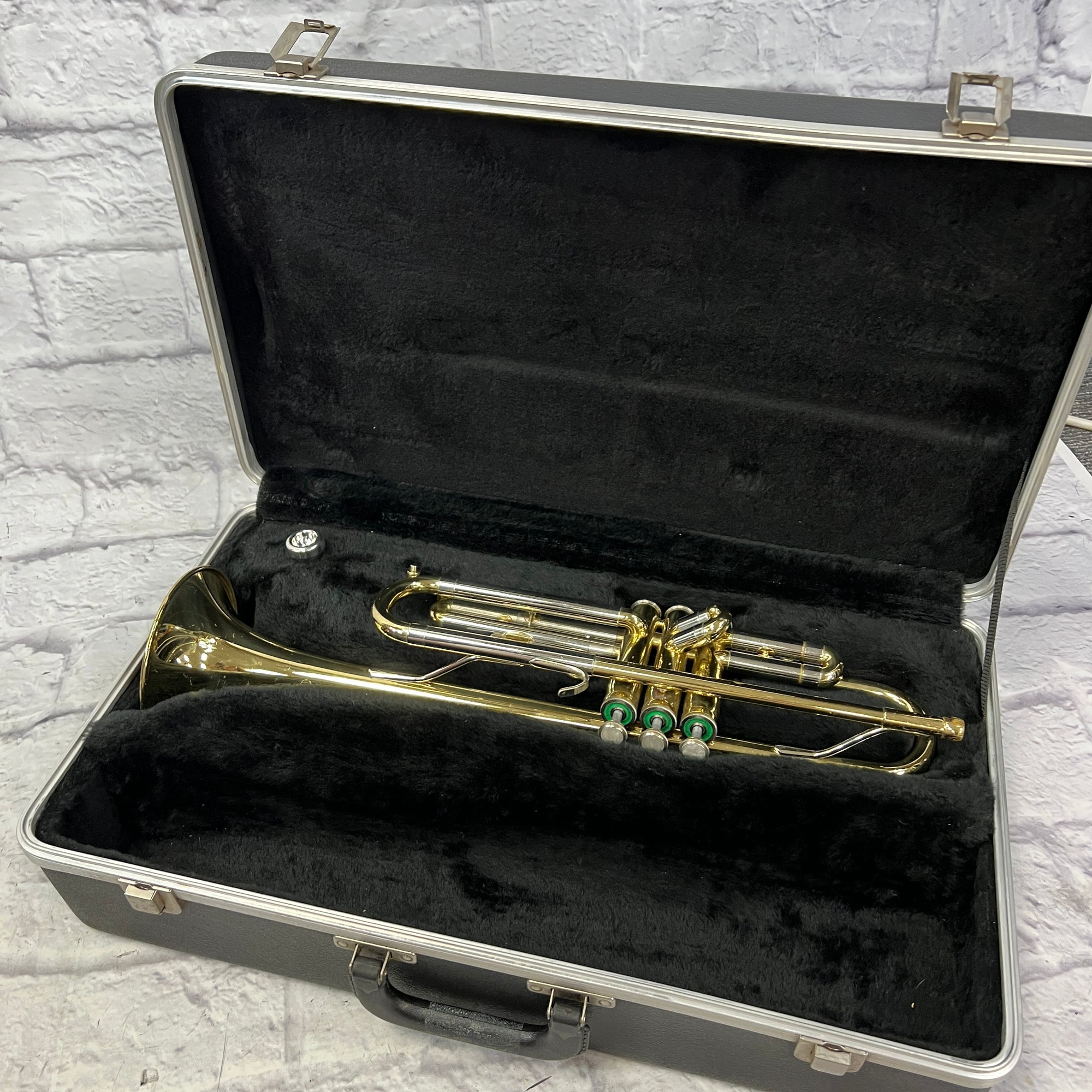 Olds Vintage Elk Hart,IN Trumpet