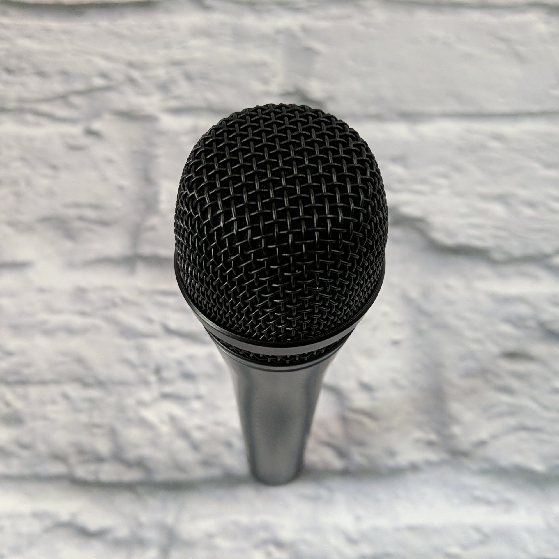 Sennheiser e835 Handheld Cardioid Dynamic Microphone