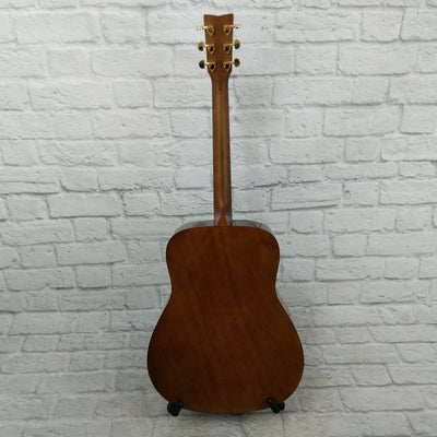 Yamaha F335 Acoustic Guitar