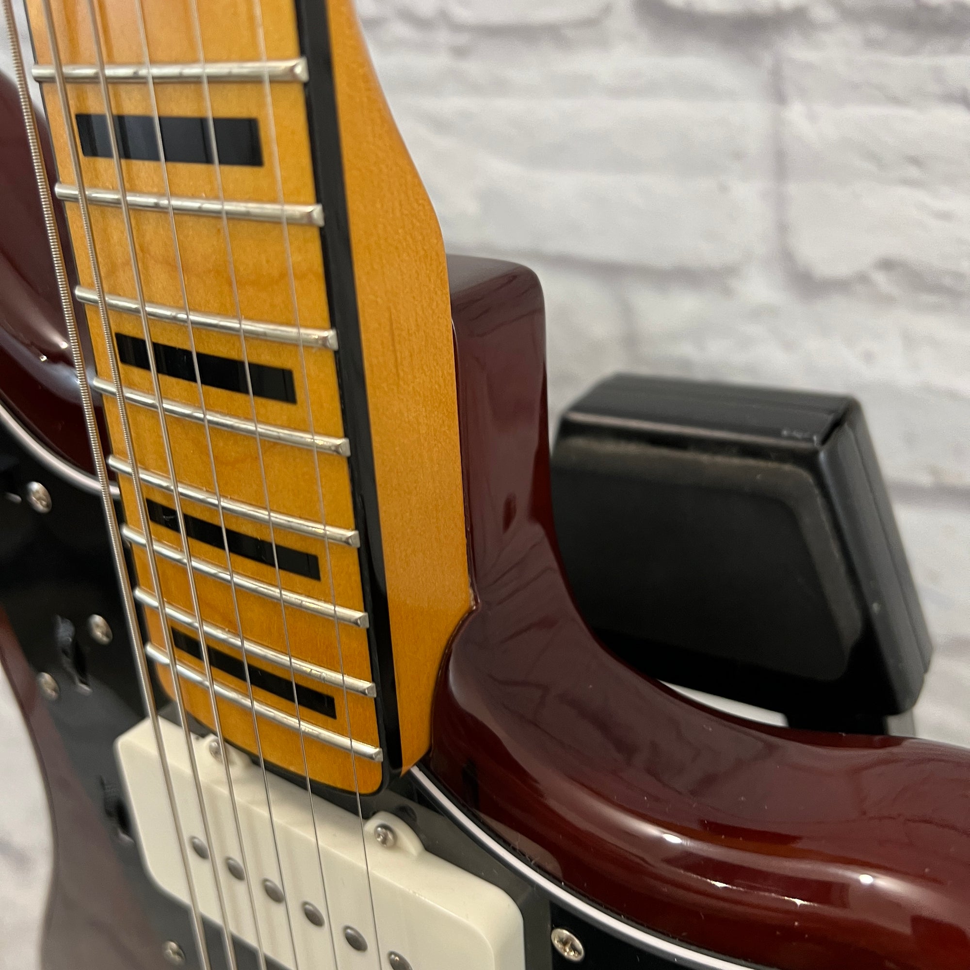 Squier Classic Vibe Jazzmaster CME Exclusive Walnut Electric Guitar