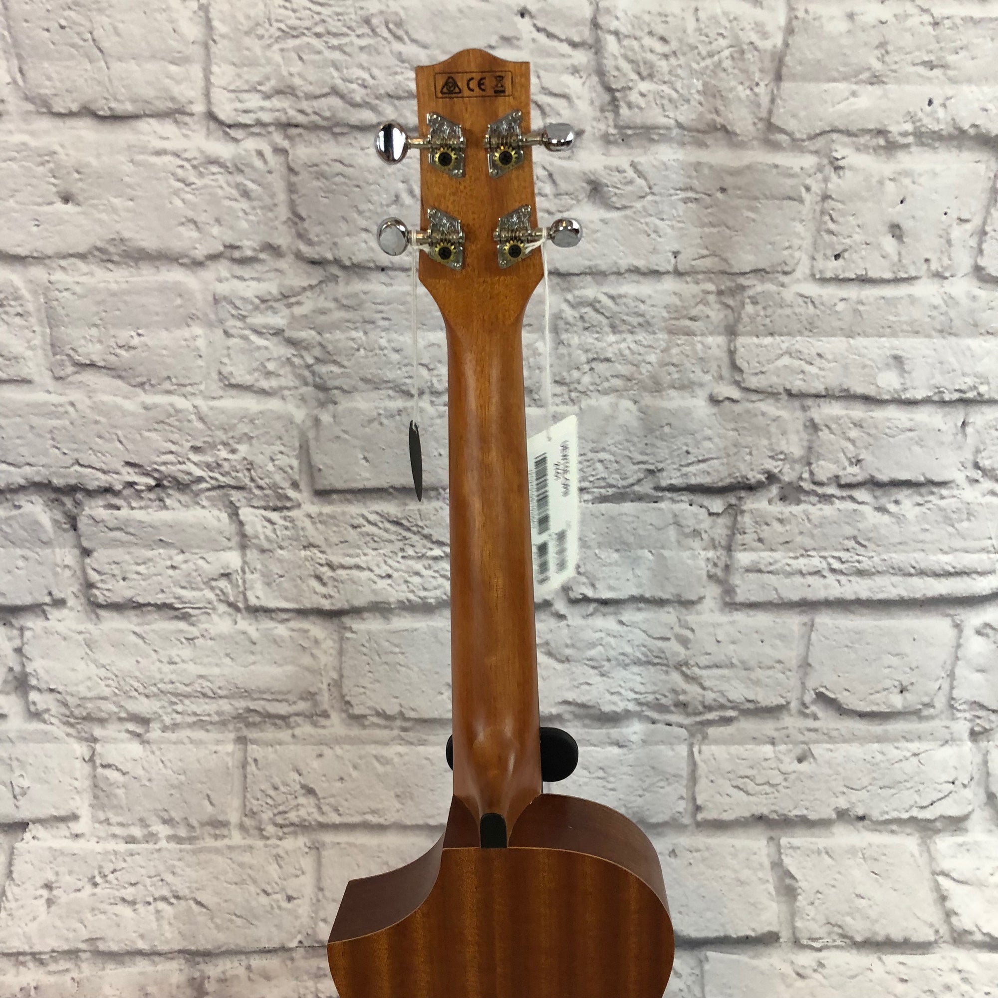 ** Ibanez UEWT5E Tenor Acoustic-Electric Ukulele Natural