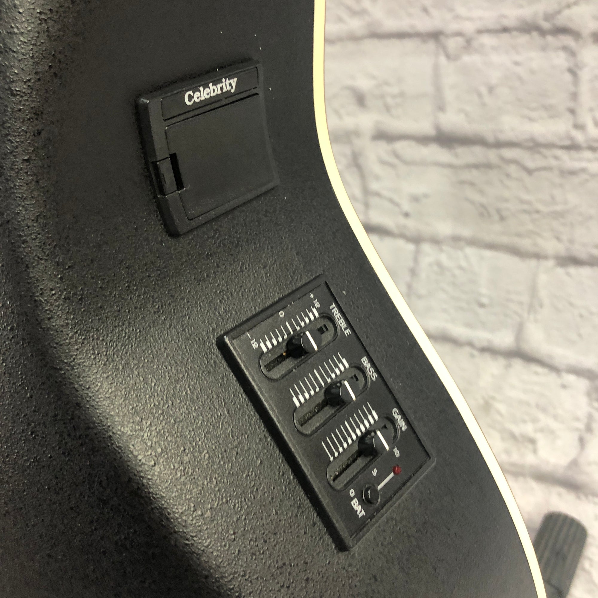 Ovation Celebrity CC026 Acoustic Electric Guitar Acoustic Guitar