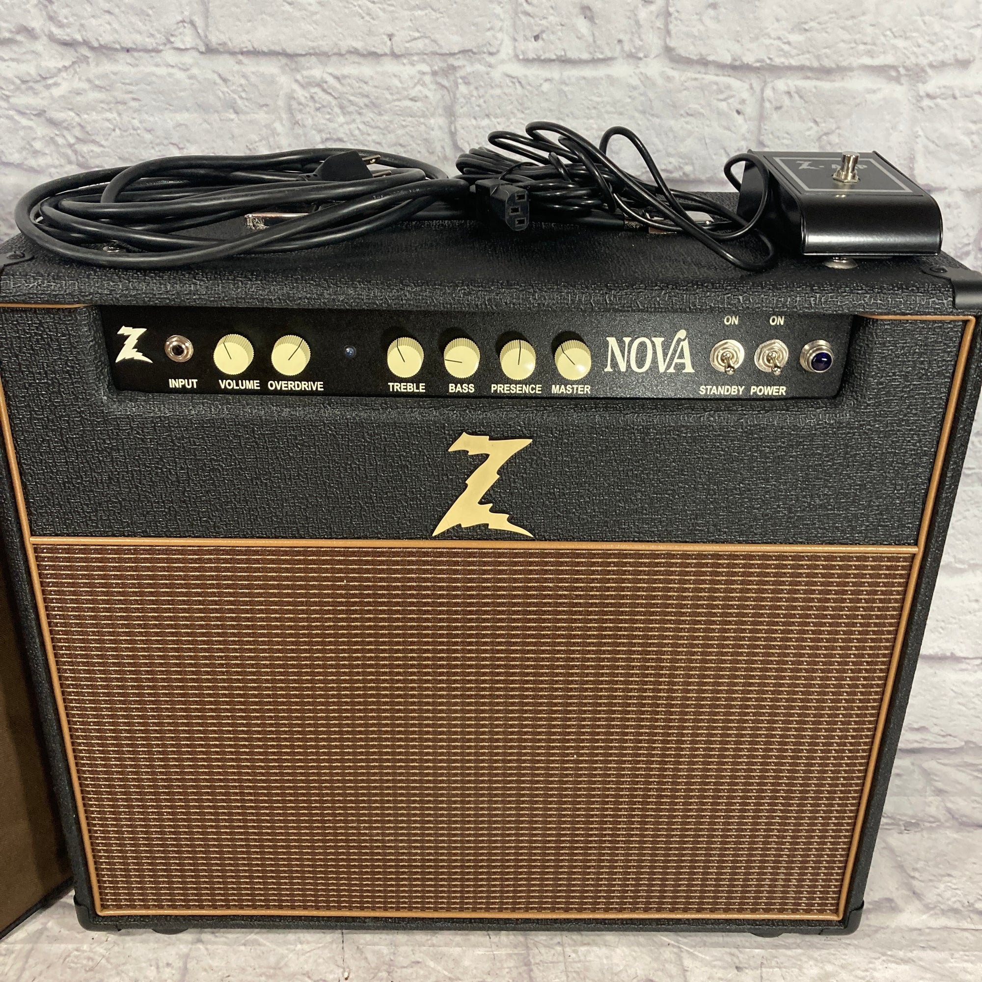 Dr. Z Amplification Nova 32W LT 1x12 w/ Footswitch and Slip Cover