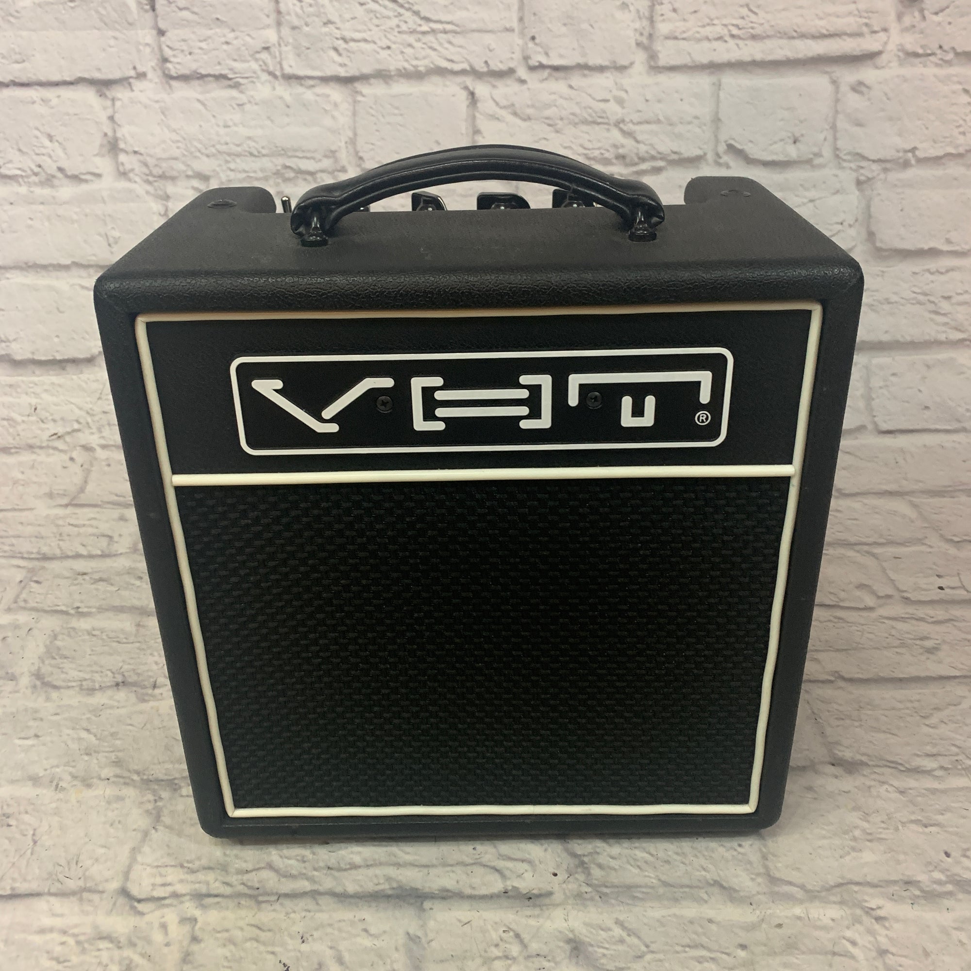 VHT i-16 Tube Hybrid Guitar Amp