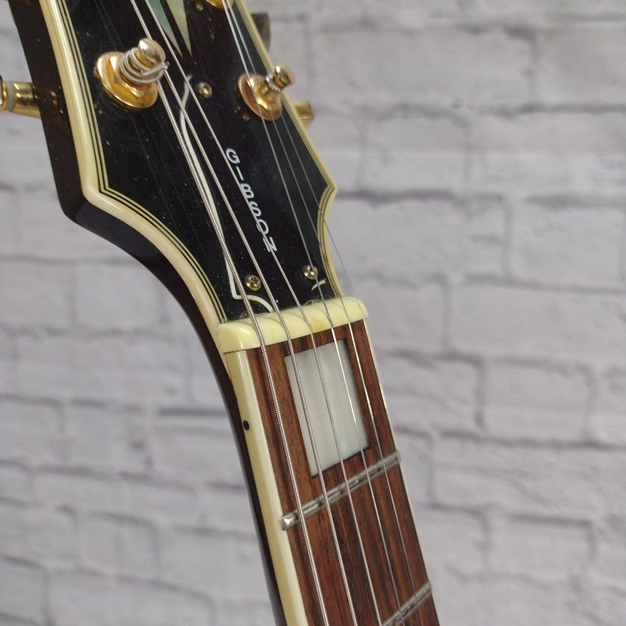 Epiphone Les Paul Custom w/ HSC Electric Guitar
