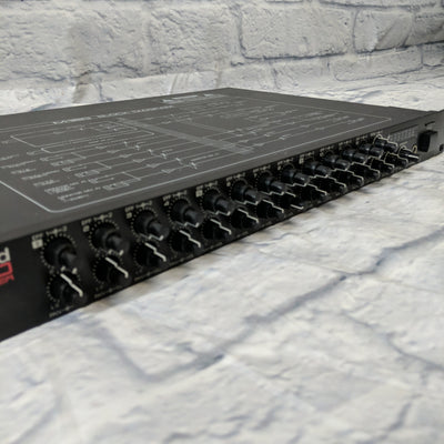 Roland M-120 12-Input Stereo Rack Keyboard Mixer
