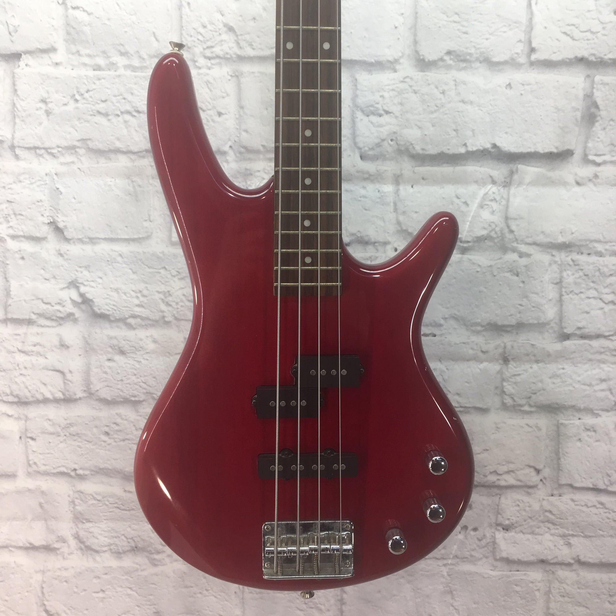 Ibanez Gio GSR 200 4 String Bass (Red) w Hard Case