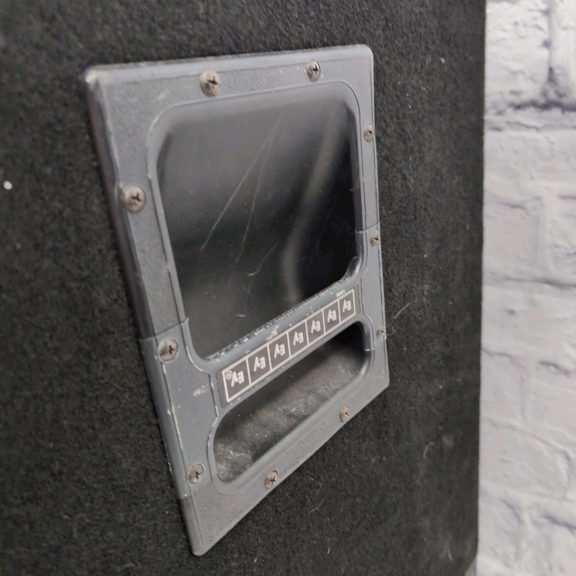 Unloaded 15" Bass Cab w/Casters
