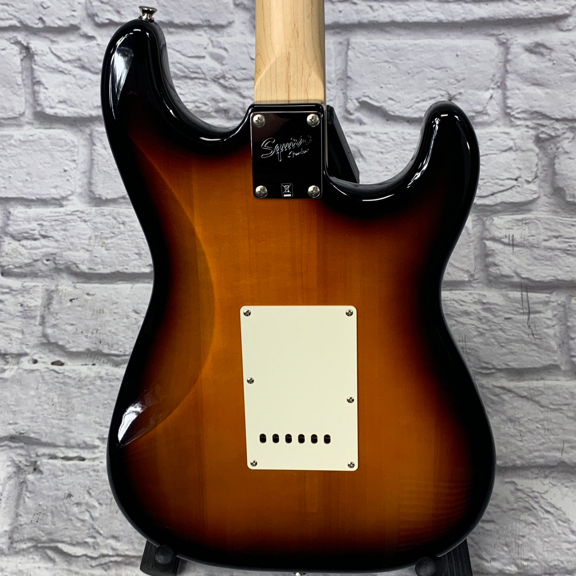 Squier Affinity Series Lefty Strat Sunburst