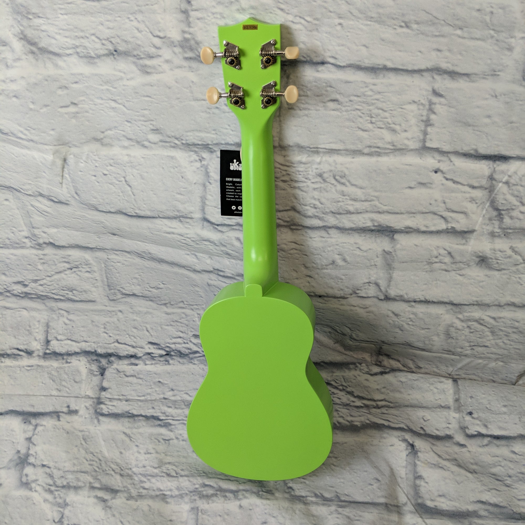 Kala Ukadelic Ukulele - Grasshopper