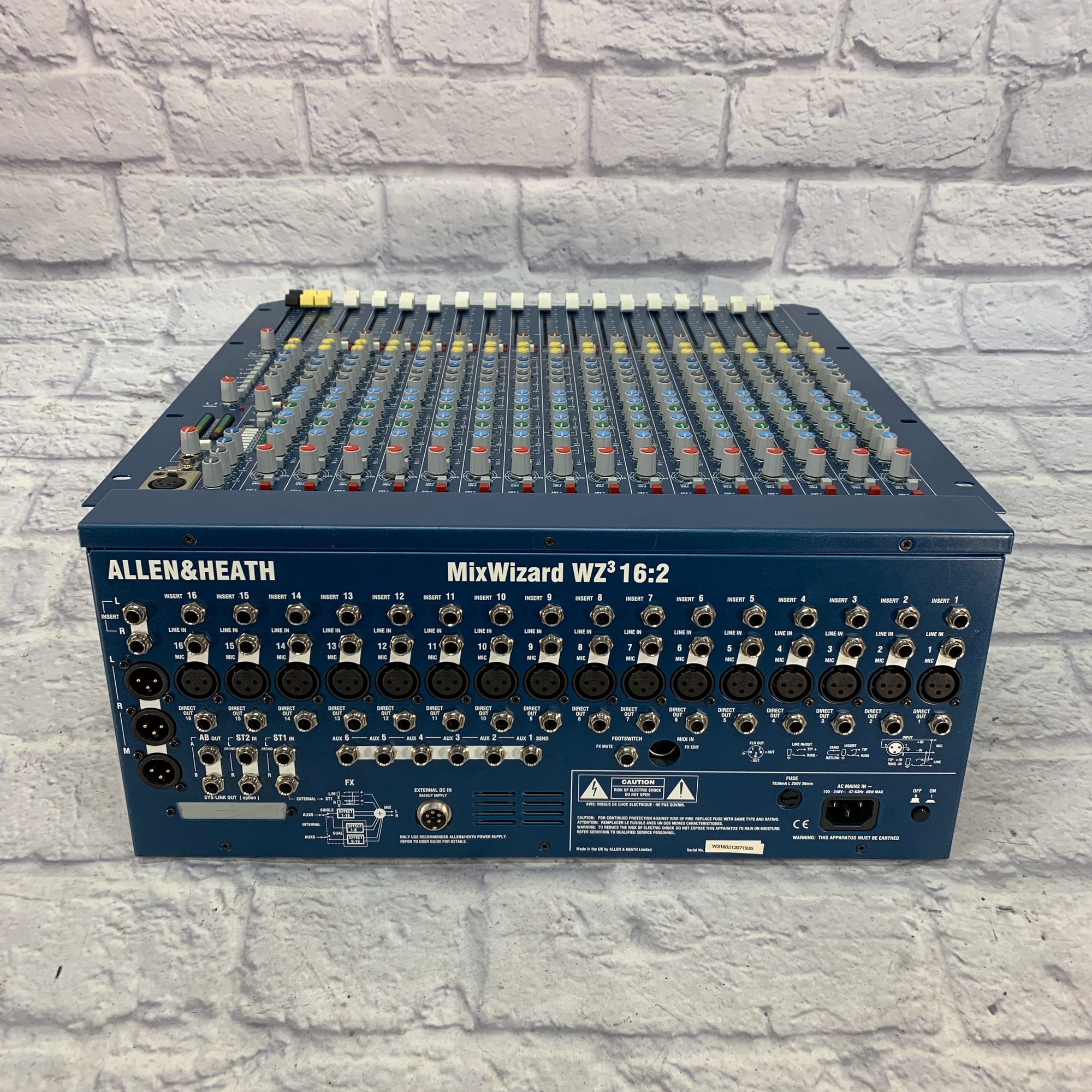 Allen and Heath 16 Ch Mix Wizard WZ3 Series 16 2 Mixer w Goose Light and Orig Box