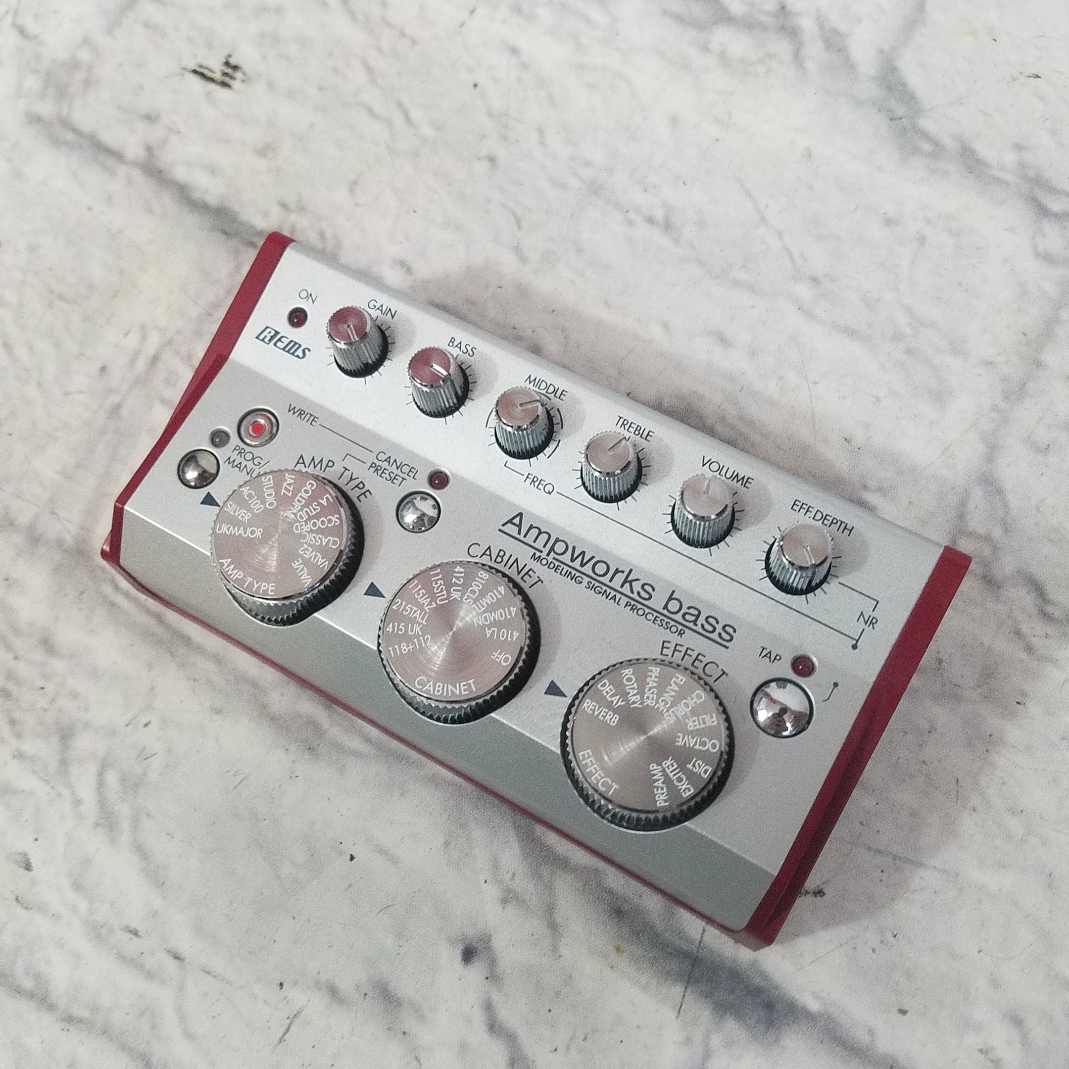 【KORG】Toneworks (Ampworks bass) Korg Ampworks Bass Modeling Signal Processor | zZounds
