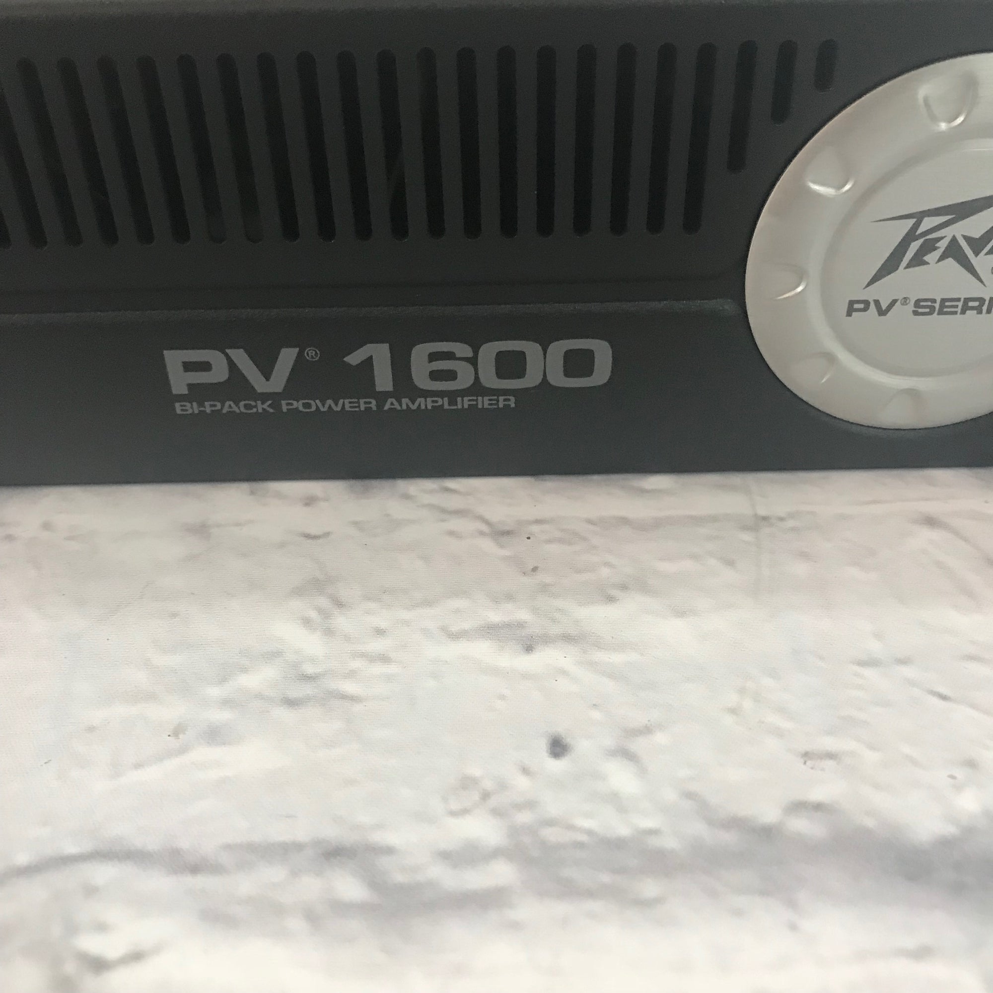 Peavey PV1600 Power Amp