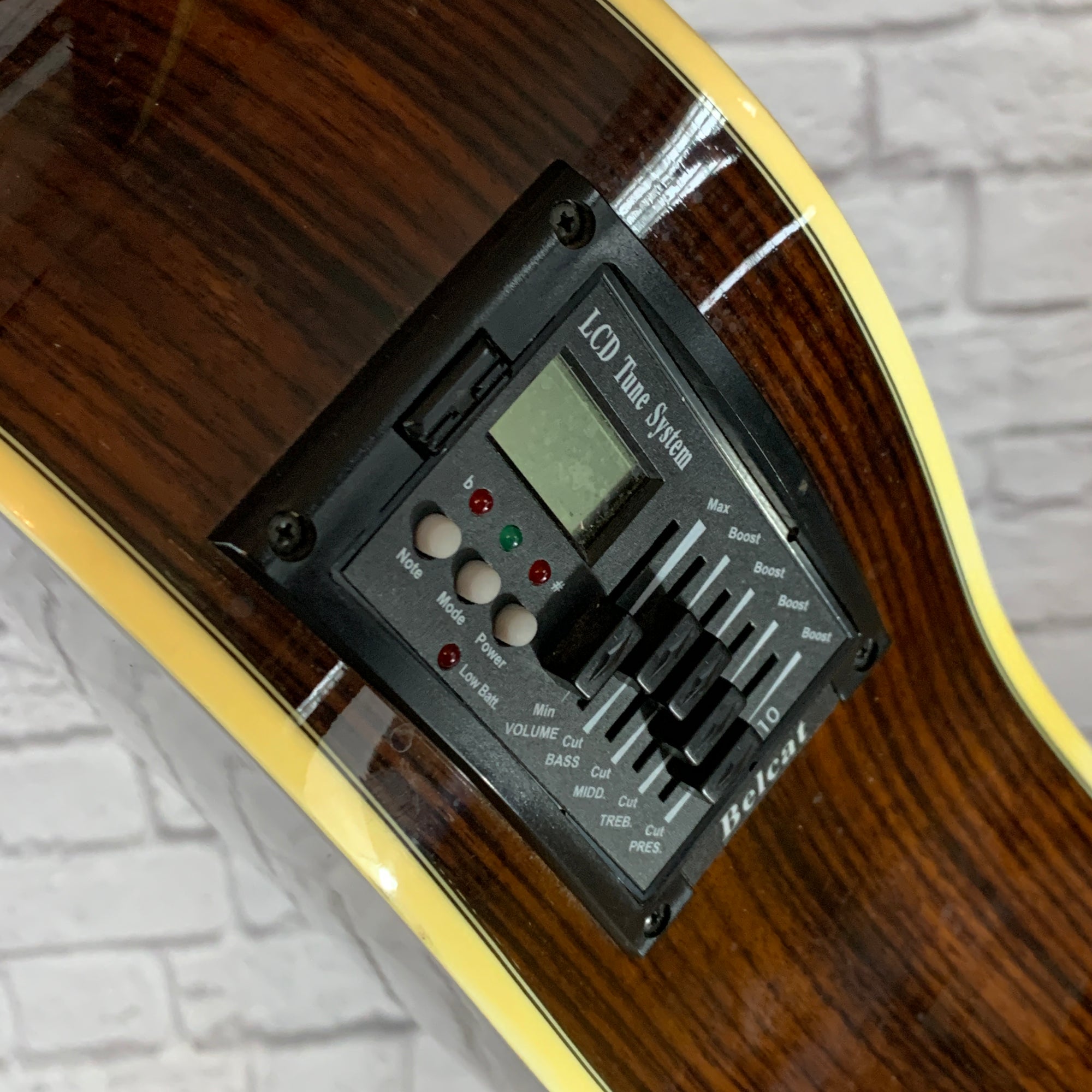 Ventura V5NAT Acoustic Electric Guitar