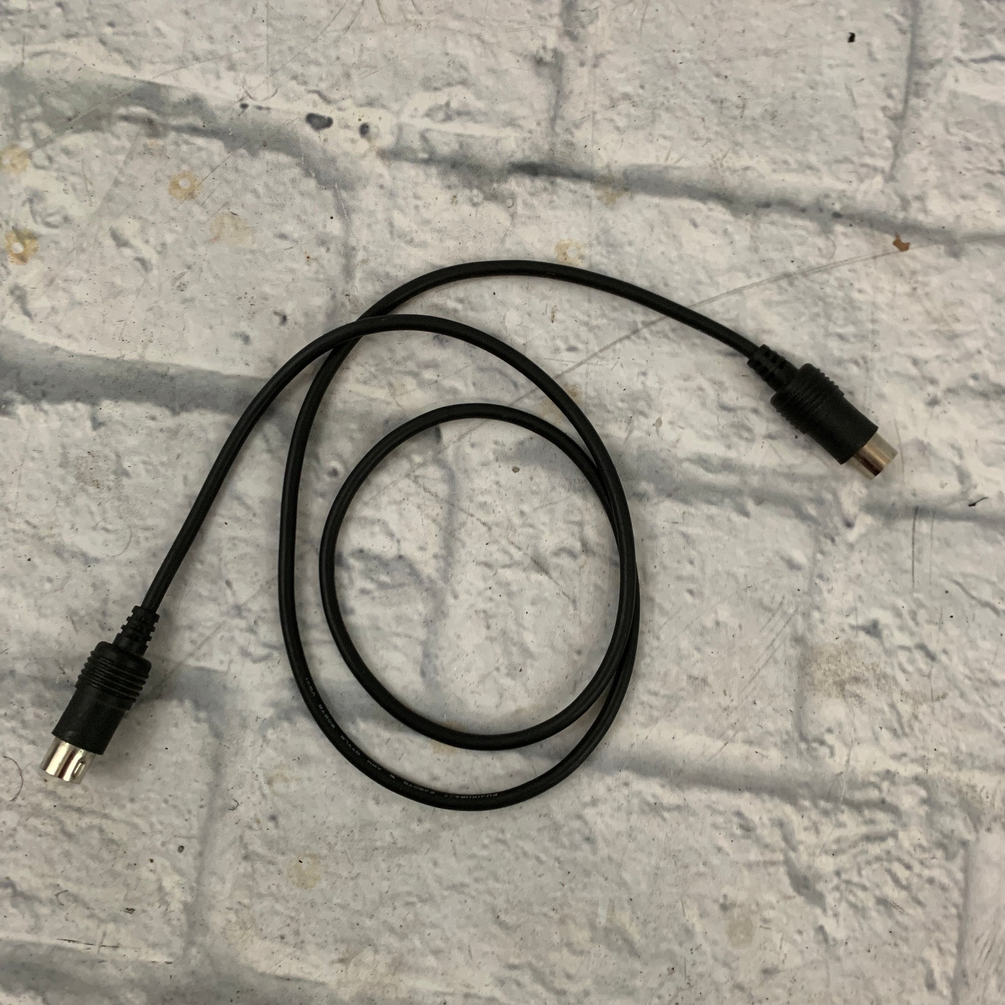 3ft 5-PIN MIDI Cable - Black
