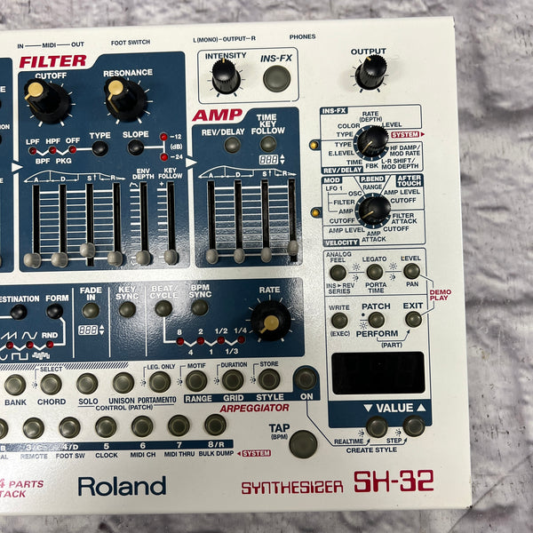 Roland SH32 Synth Evolution Music