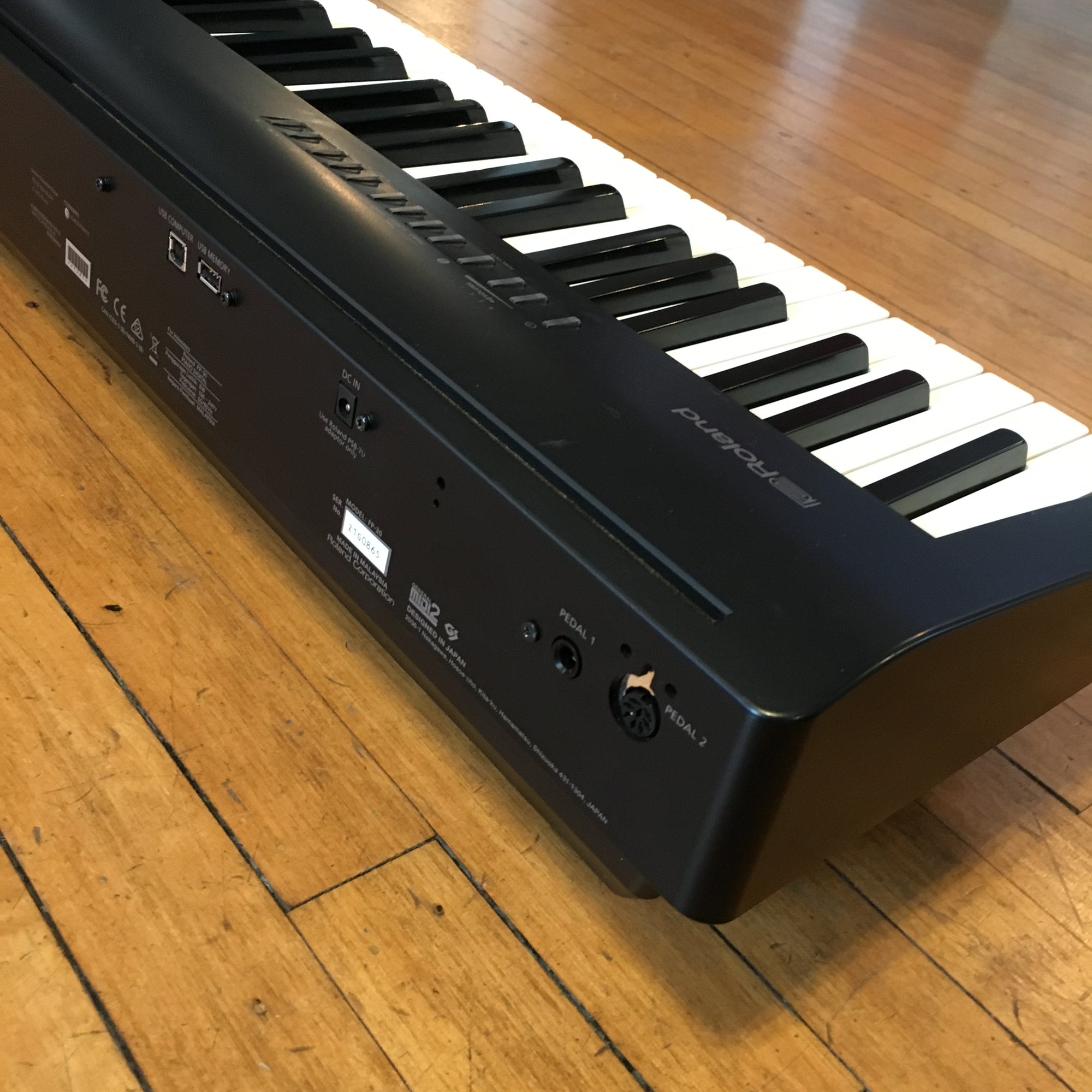 fp 30 pedal Roland FP-30 Digital Piano w/ Bag & Accessories