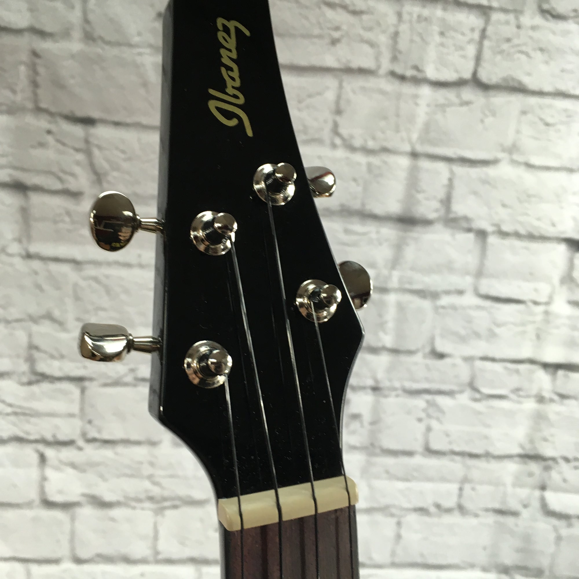 Ibanez UICT10 Iceman tenor Ukulele