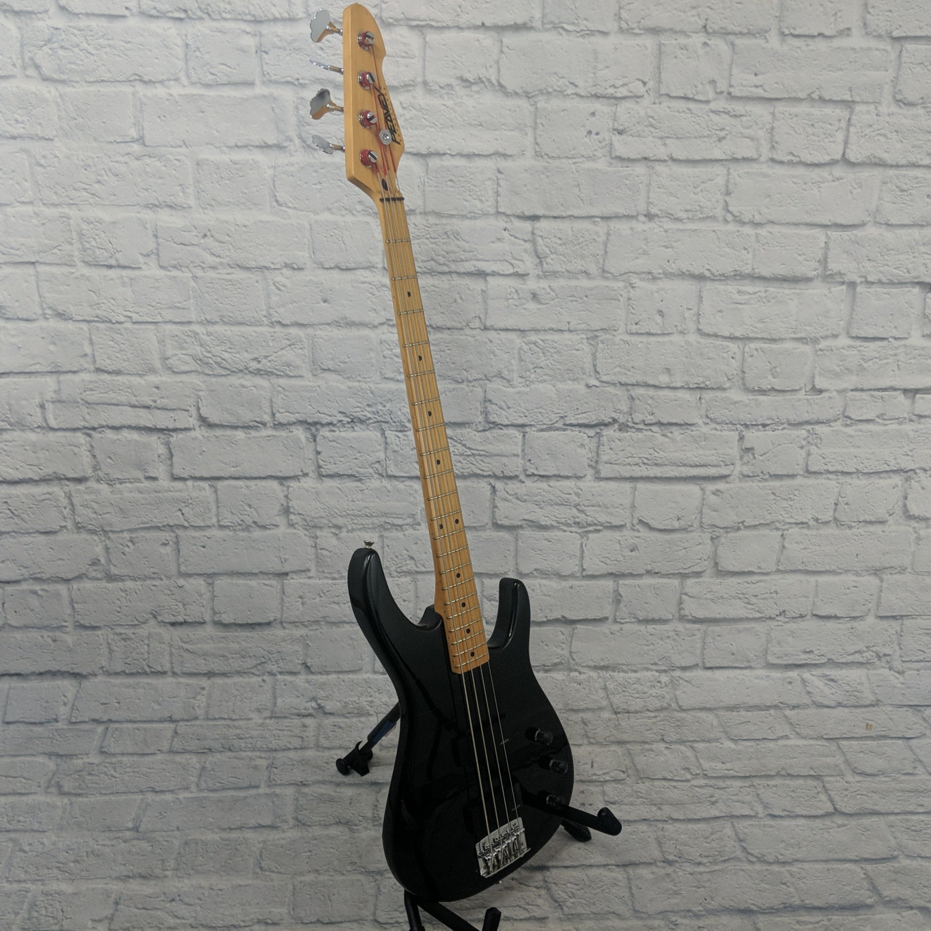 Peavey Foundation 4 String Bass - Black