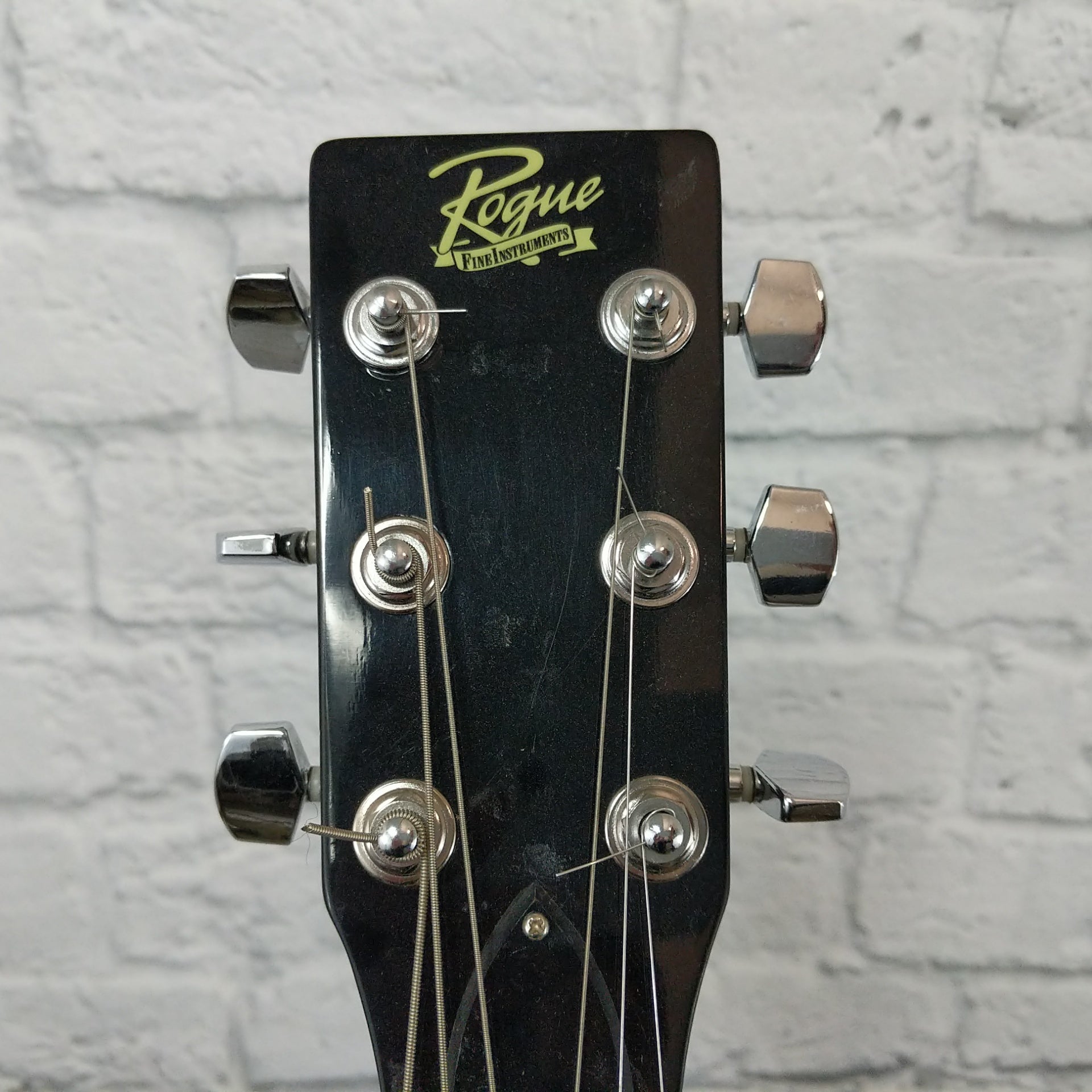 【希少】Rogue Classic Spider Resonator ブラック Rogue Classic Spider Resonator Regular Black Roundneck