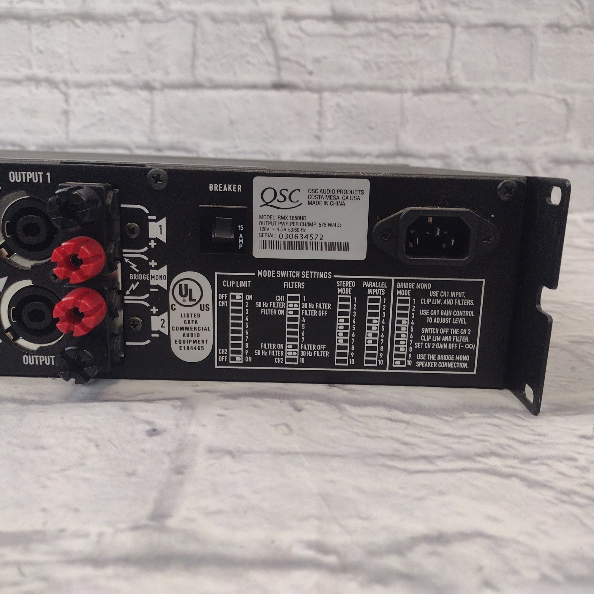 QSC RMX1850HD Power Amp