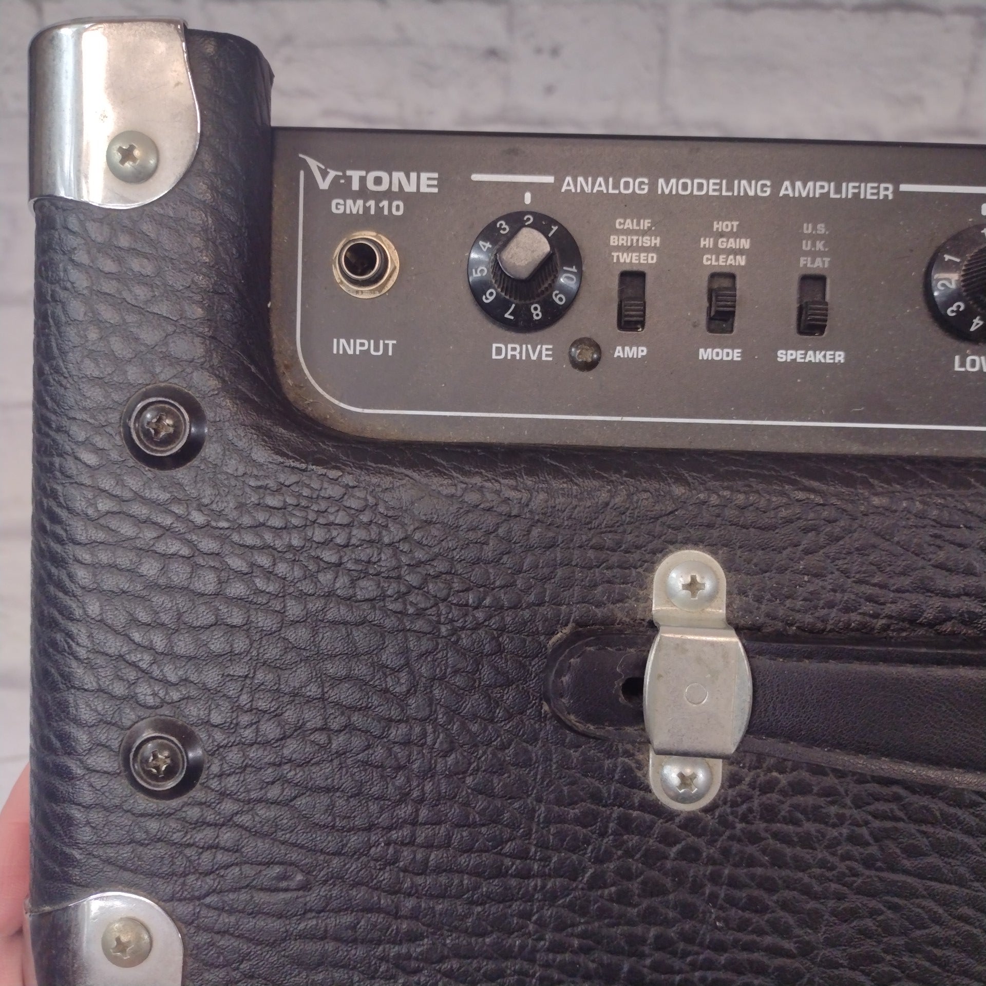 Behringer V Tone GM110 Guitar Combo Amp w/ FS