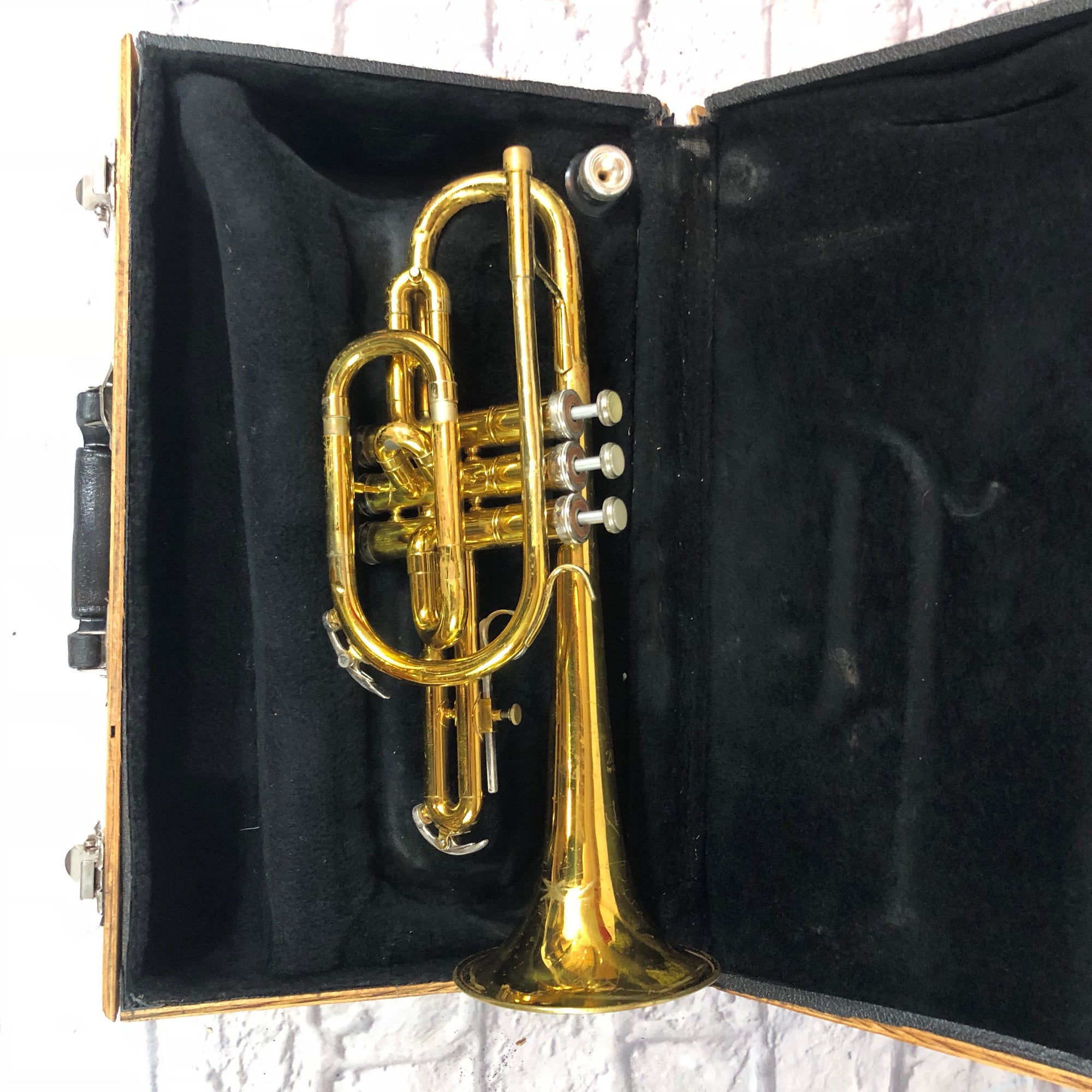 Conn 20A Cornet w Case and Mouth Piece
