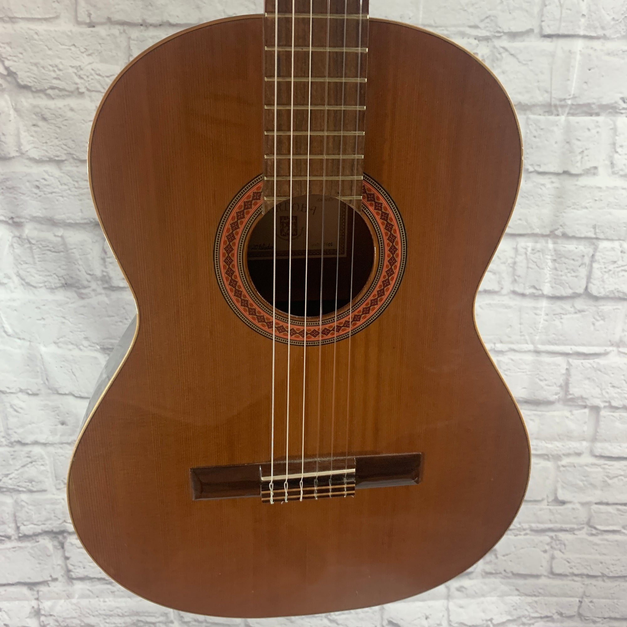 Cordoba 20 Estudio  Classical Acoustic Guitar with Case