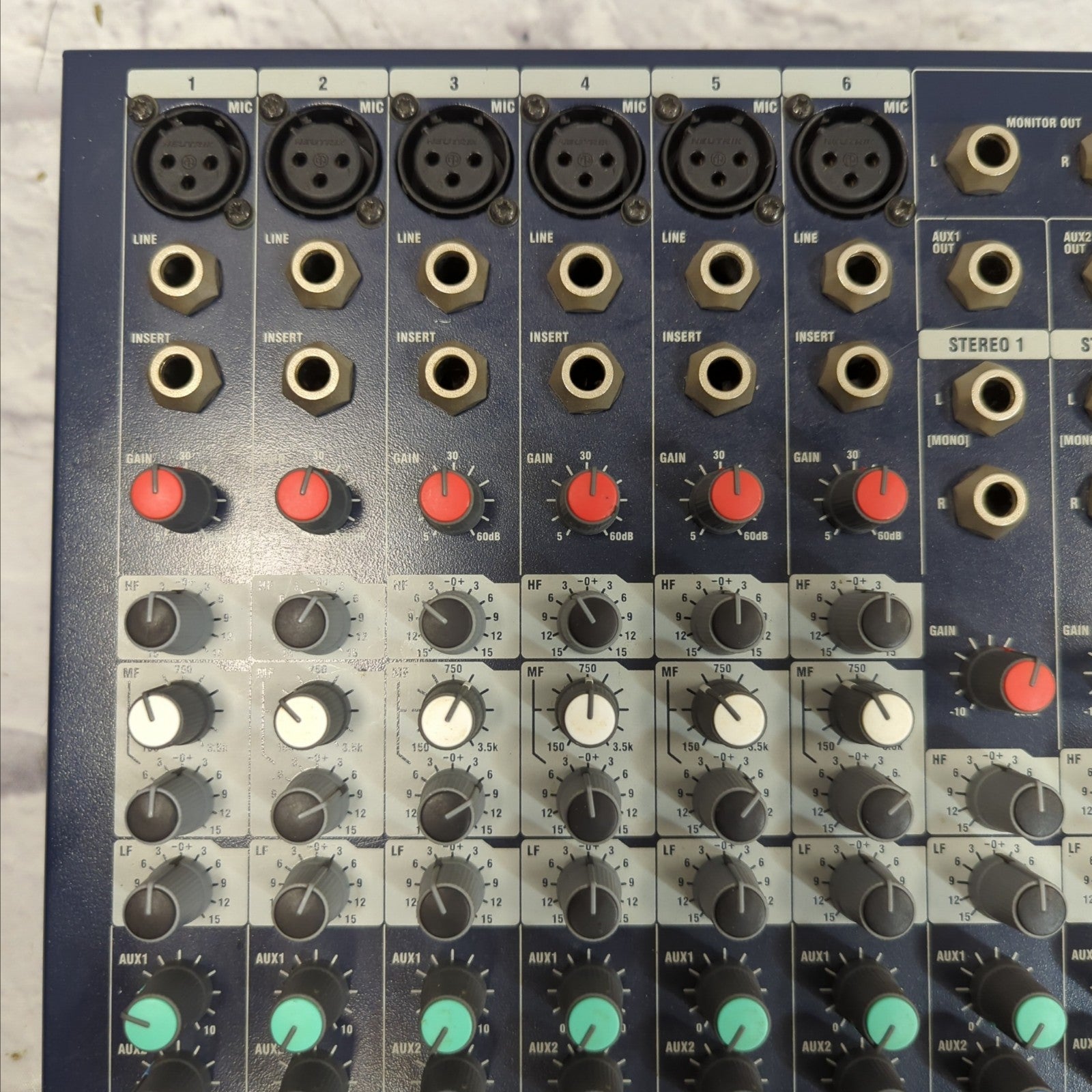 Soundcraft EPM6 Mixer - Evolution Music