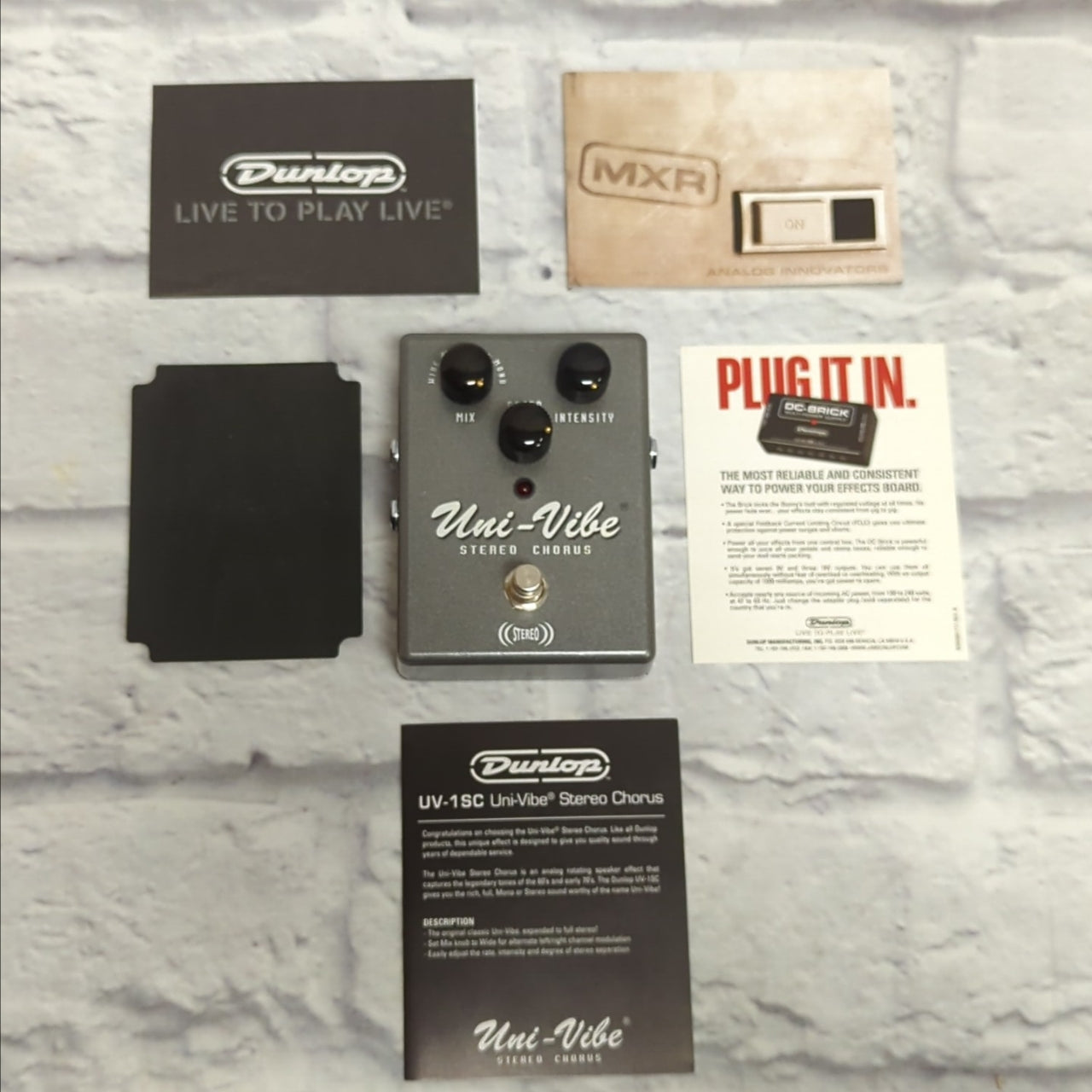Dunlop Uni-Vibe Stereo Chorus Pedal UV-1SC - Evolution Music
