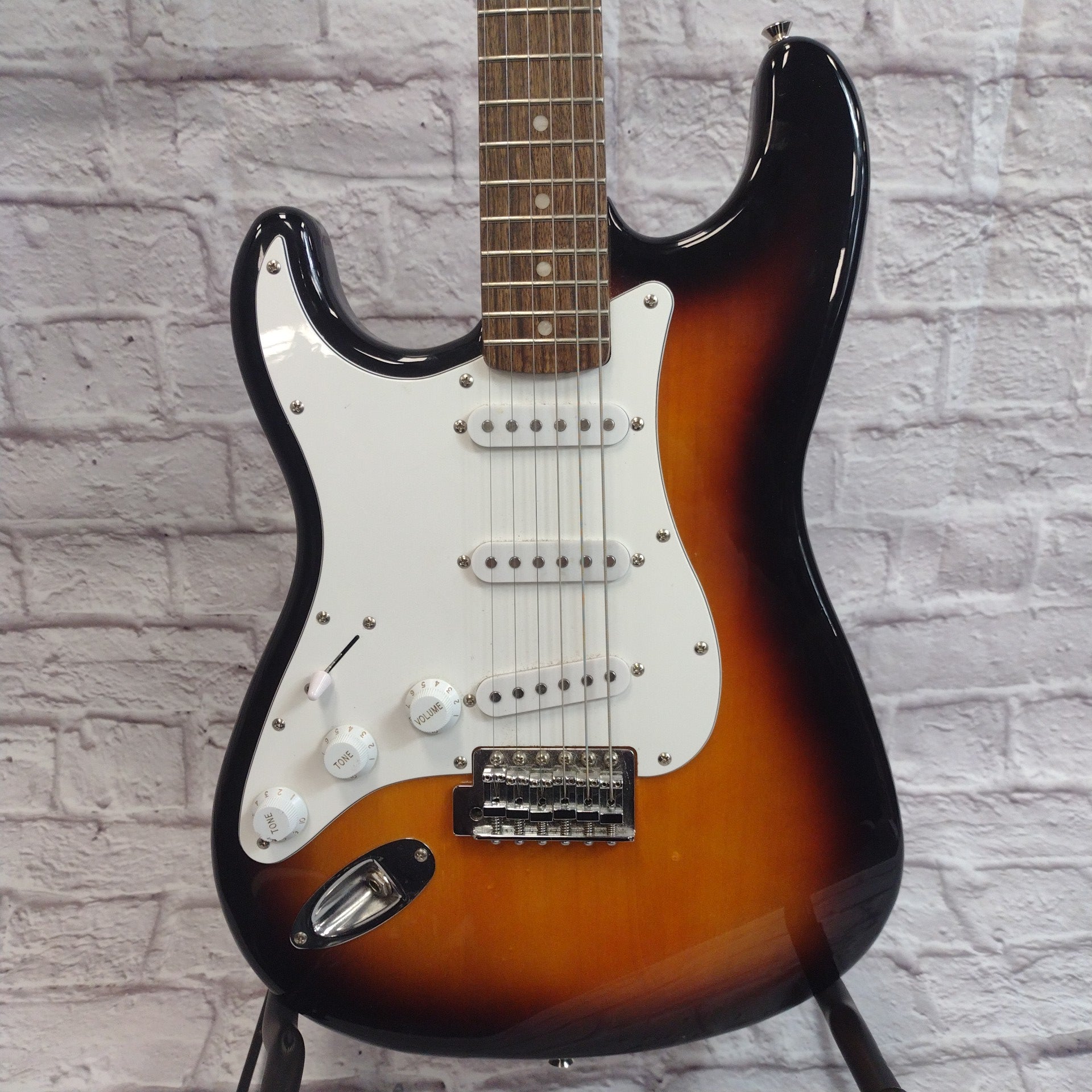 ギター Squier Affinity Stratocaster Lefty Squier Affinity Stratocaster Left-handed - Brown Sunburst
