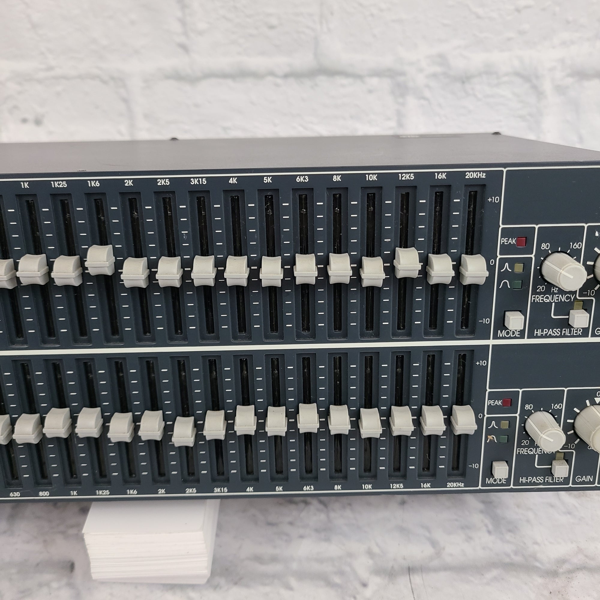 BSS FCS-960 Rack EQ - Evolution Music