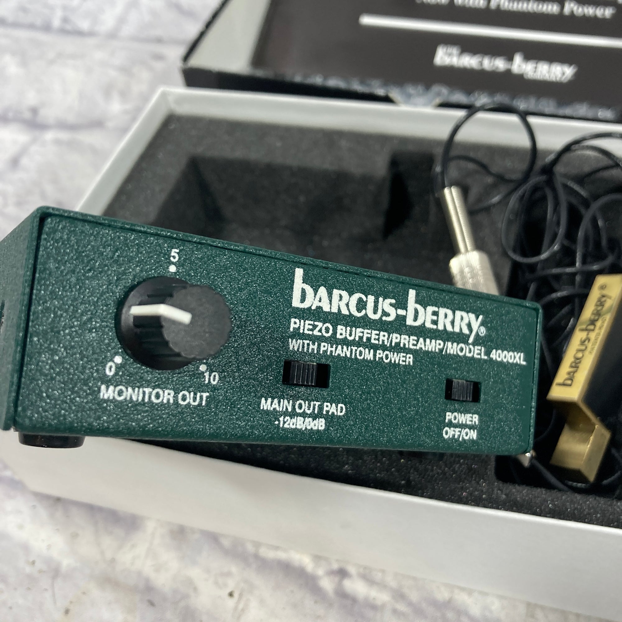 Barcus Berry 4000XL Piezo Buffer / Preamp