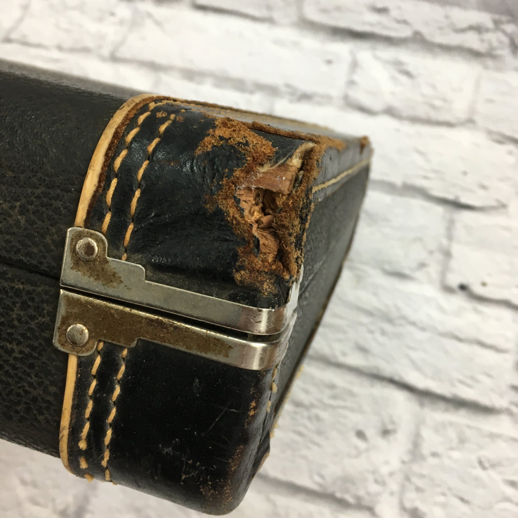 Vintage 1960s Fender Bass Case