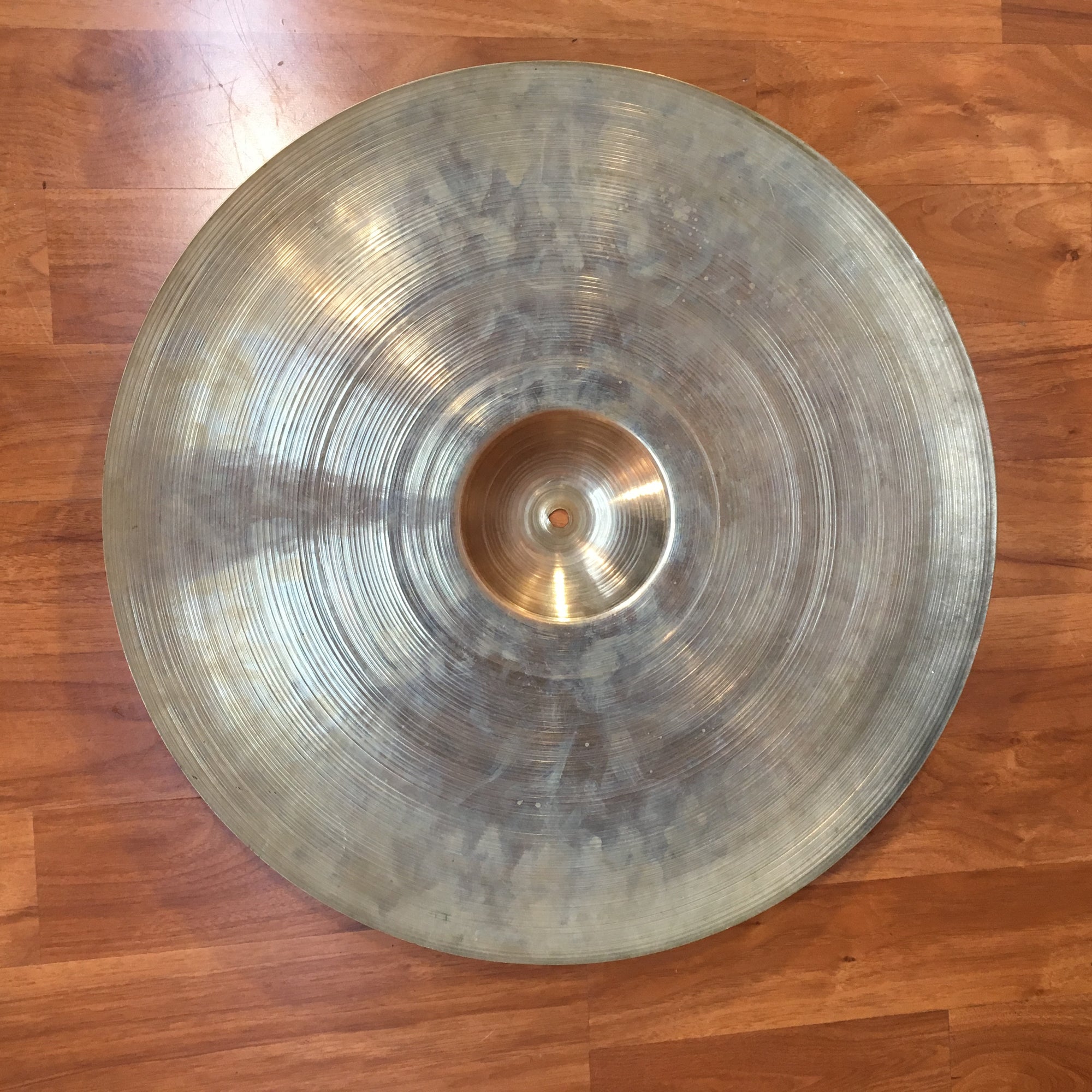 Zildjian 22in Avedis Ride Cymbal