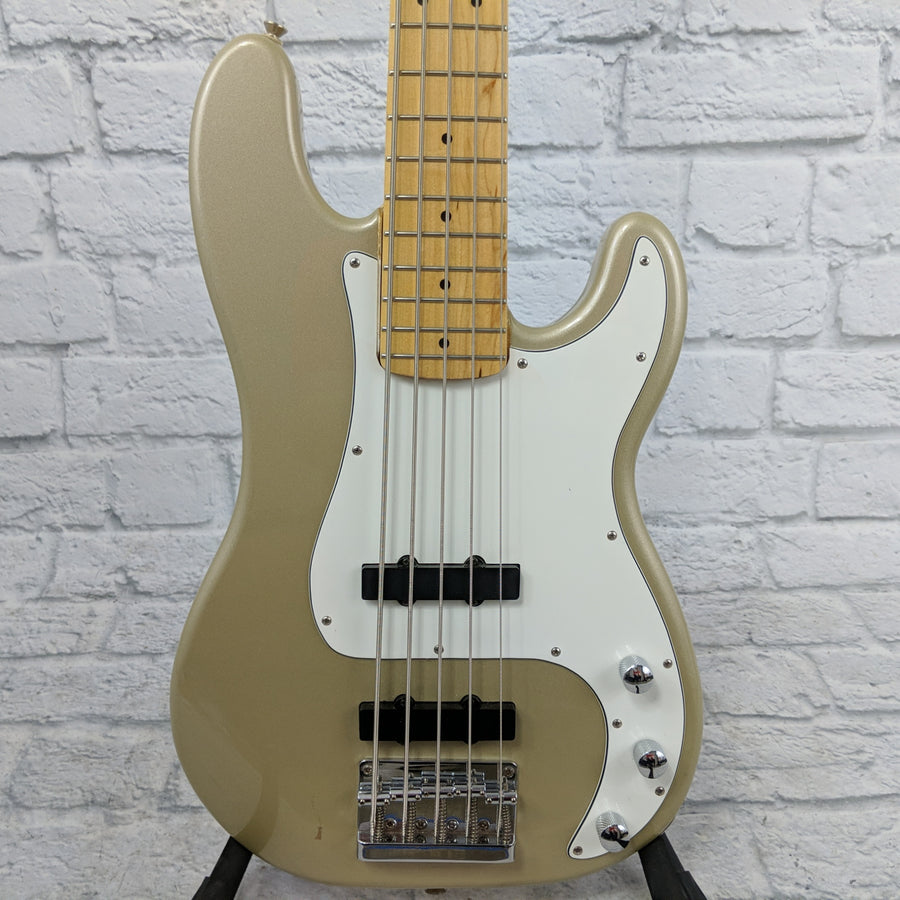 ** Squier Dimension Neck on Vintage Modified Body 5 String Bass Partscaster