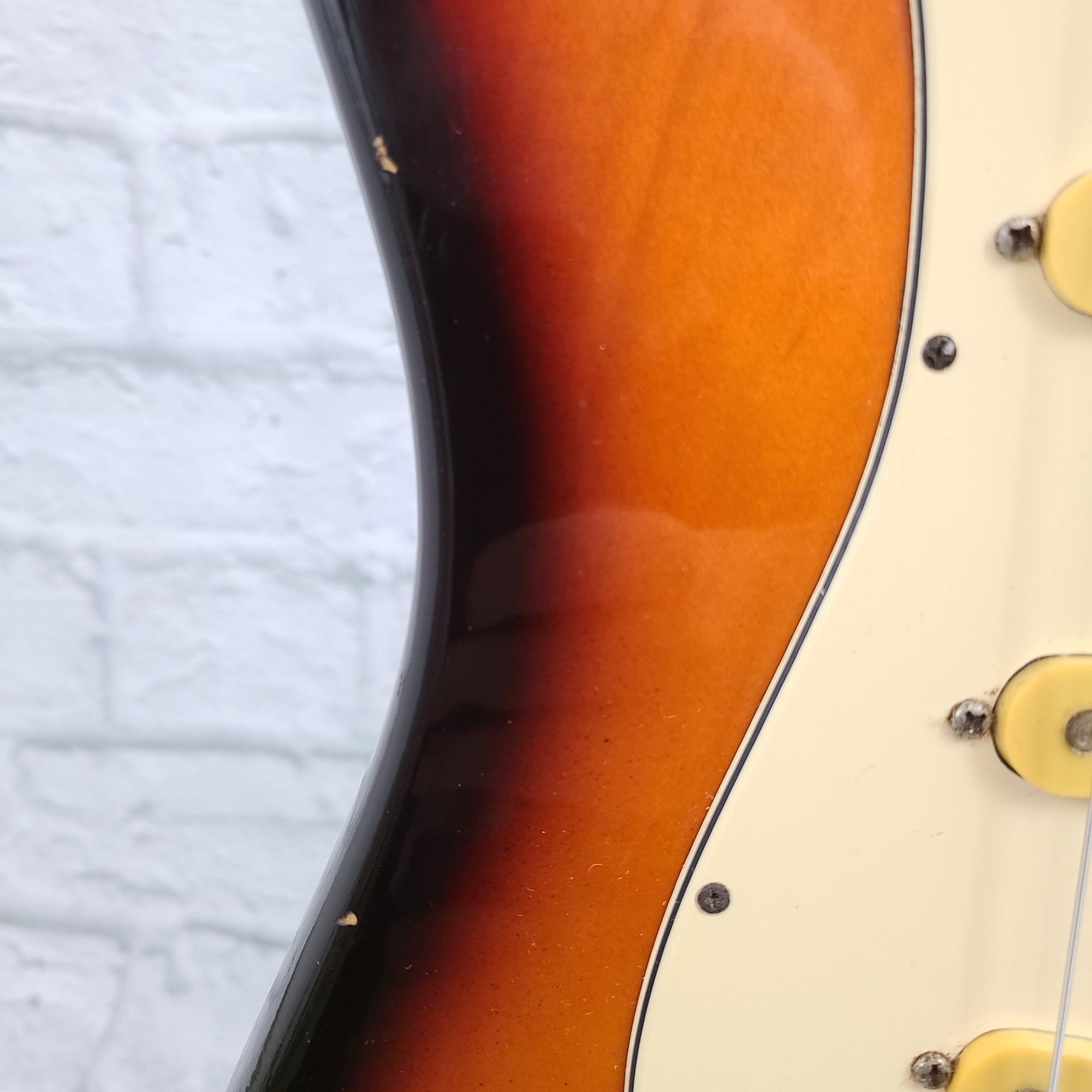 Harmony ST-801 Strat Electric Guitar Sunburst